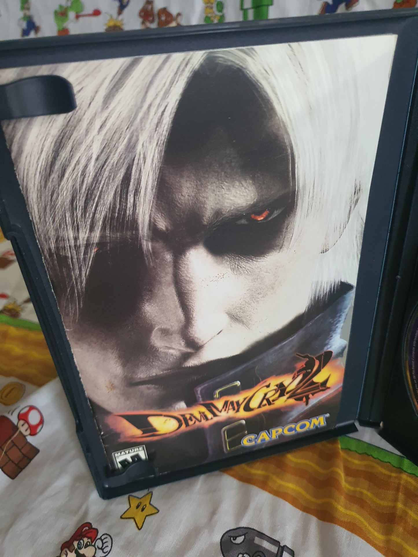 Devil May Cry 2 (Sony PlayStation 2, 2003) DMC Complete Discs Near Mint Clean