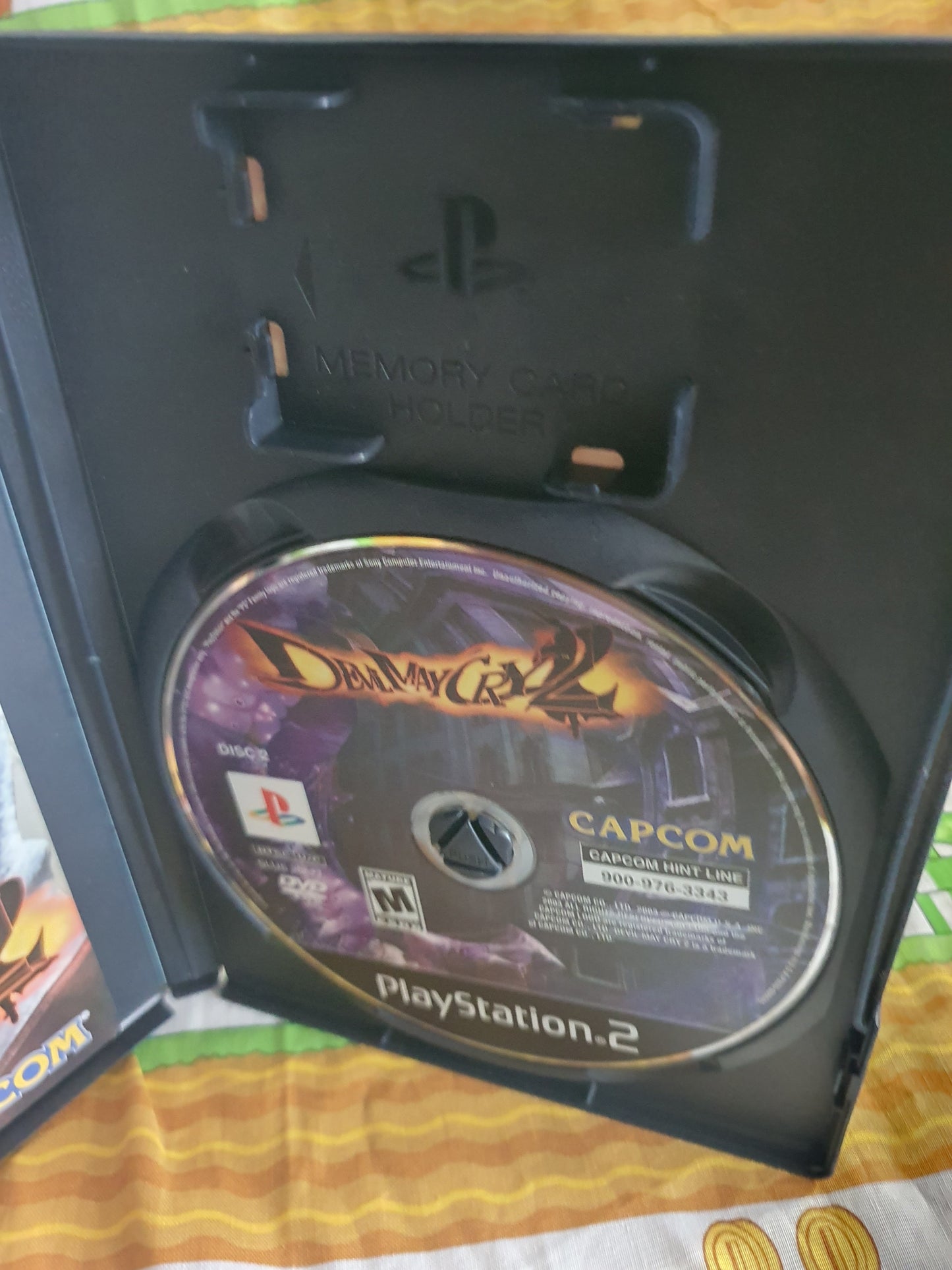 Devil May Cry 2 (Sony PlayStation 2, 2003) DMC Complete Discs Near Mint Clean