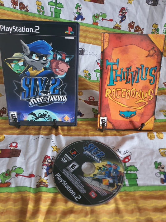 Sly 2: Band of Thieves (Sony PlayStation 2, 2004) Complete Game Disc Near Mint