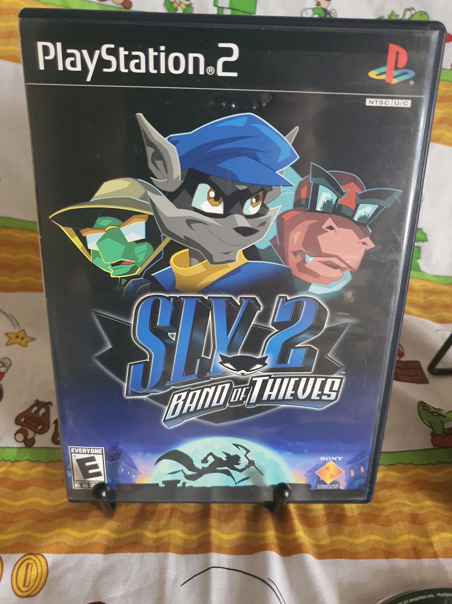 Sly 2: Band of Thieves (Sony PlayStation 2, 2004) Complete Game Disc Near Mint