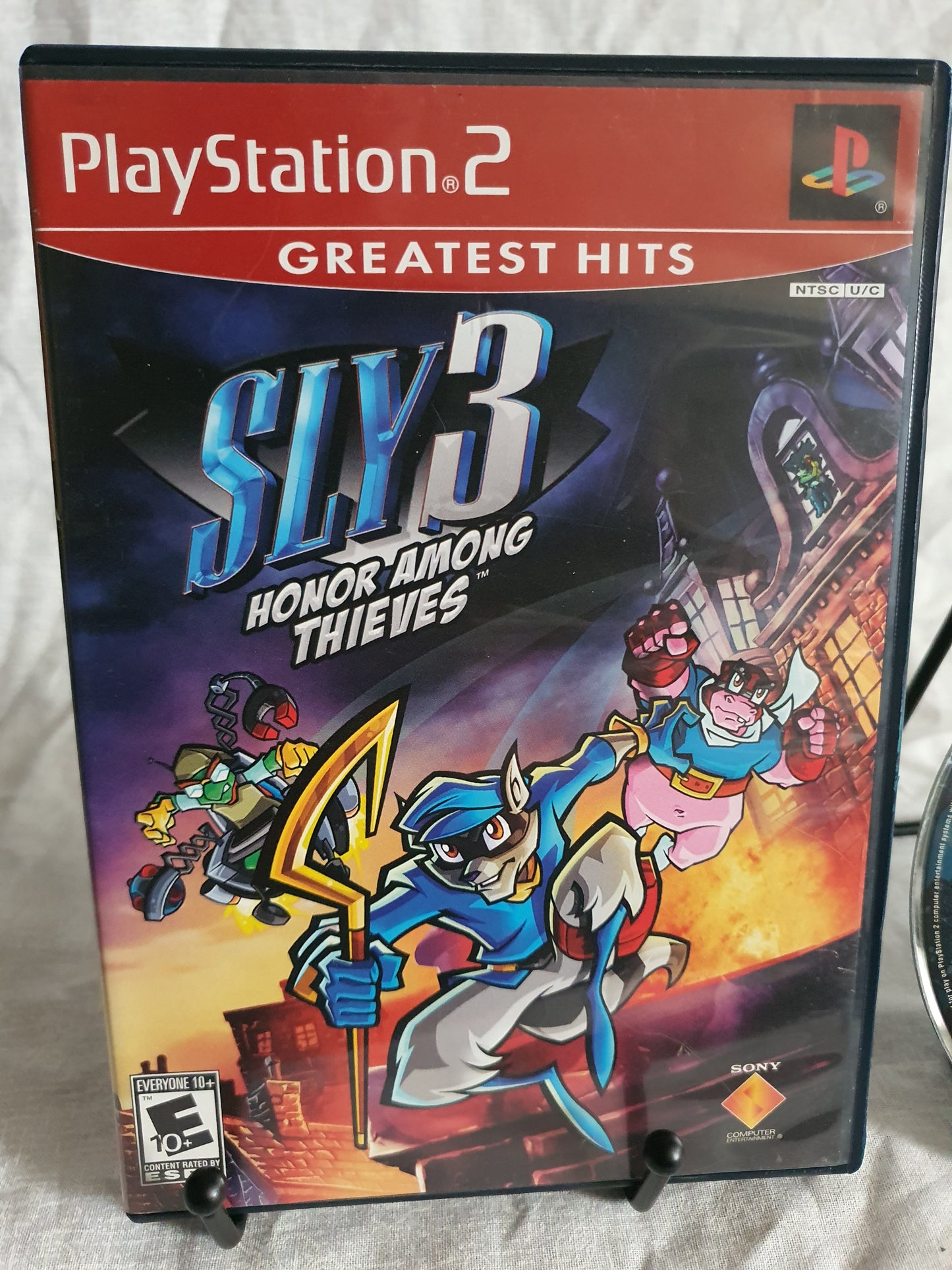 Sly 3: Honor Among Thieves (Sony PlayStation 2, 2005) Video Game Disc Near Mint