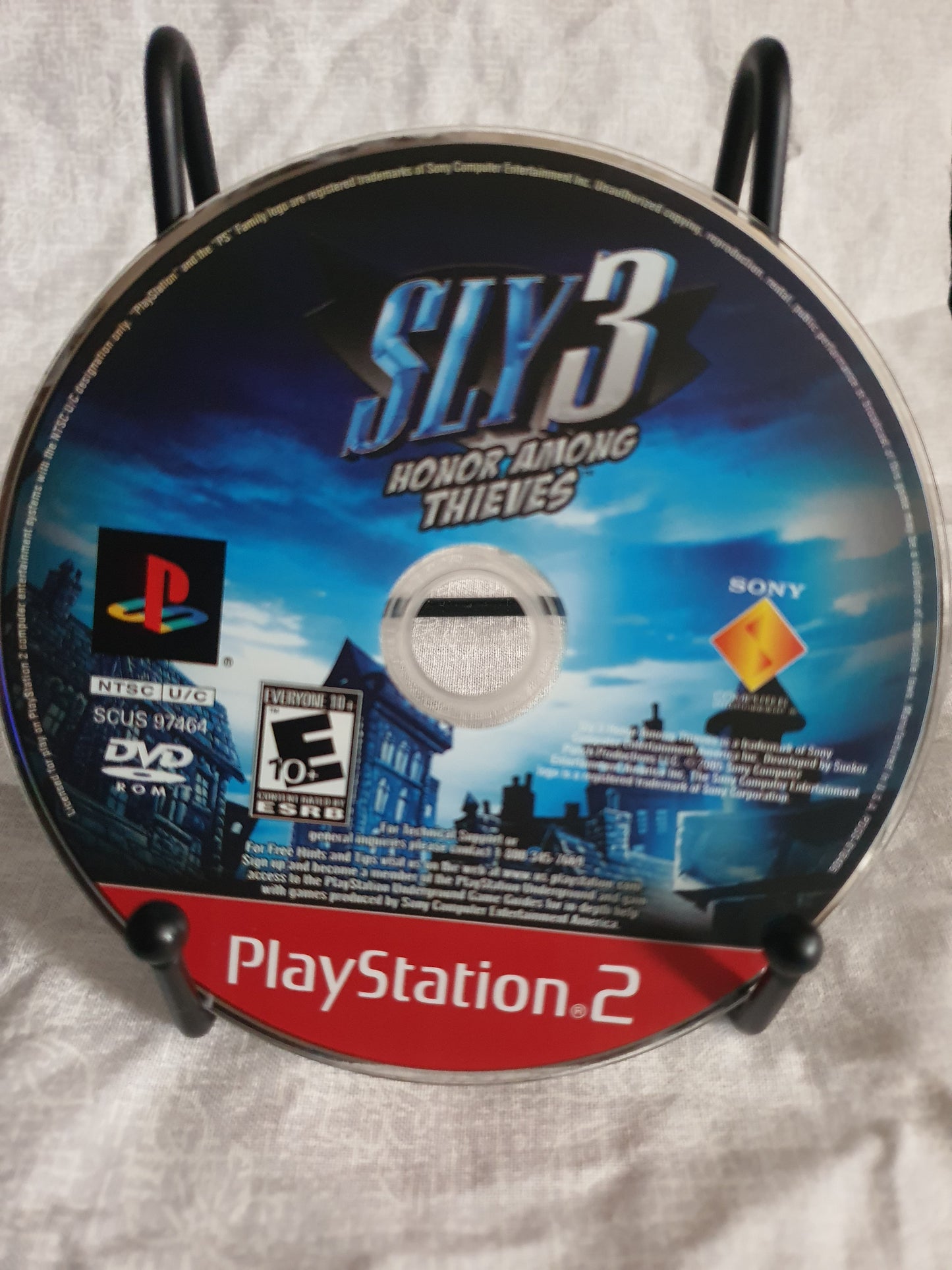 Sly 3: Honor Among Thieves (Sony PlayStation 2, 2005) Video Game Disc Near Mint