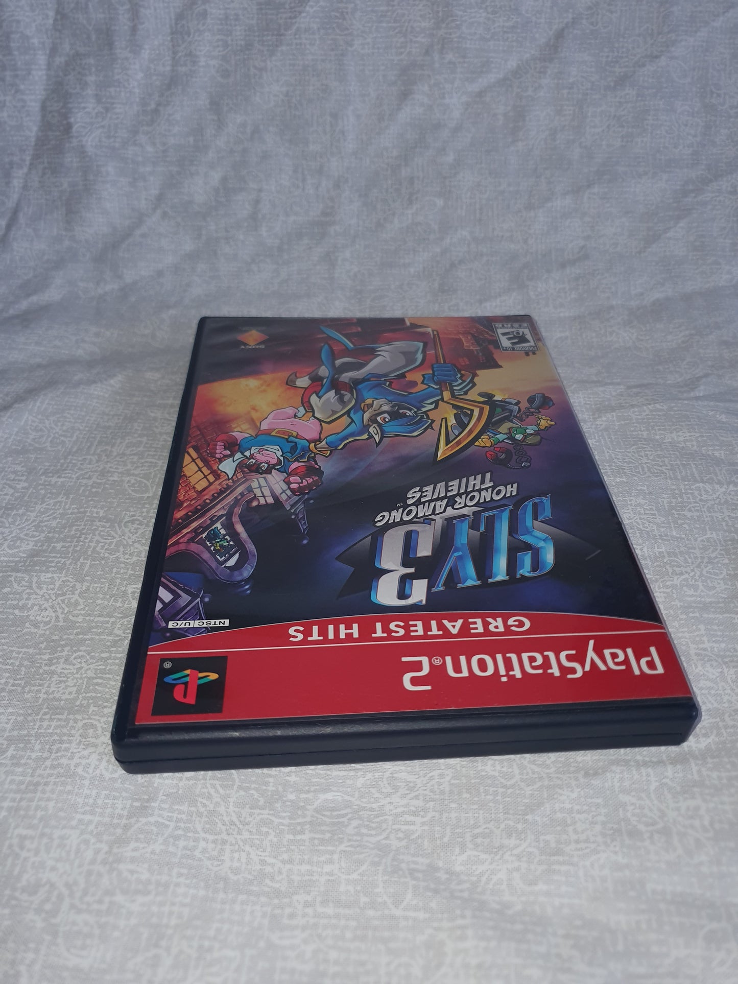 Sly 3: Honor Among Thieves (Sony PlayStation 2, 2005) Video Game Disc Near Mint