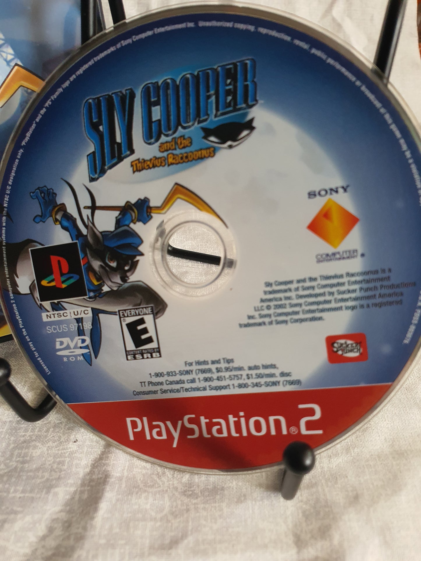 Sly Cooper And The Thievius Raccoonus (Sony PlayStation 2, 2003) Near Mint Clean