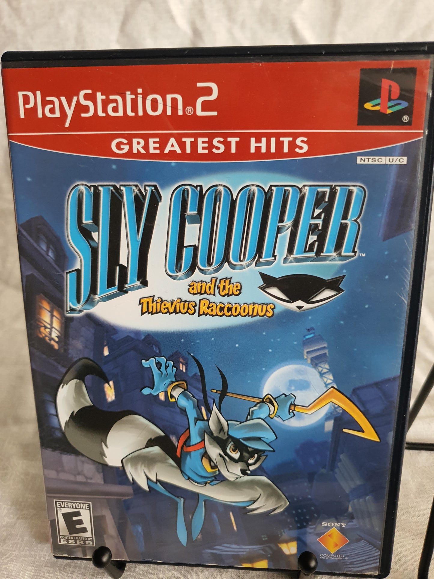 Sly Cooper And The Thievius Raccoonus (Sony PlayStation 2, 2003) Near Mint Clean