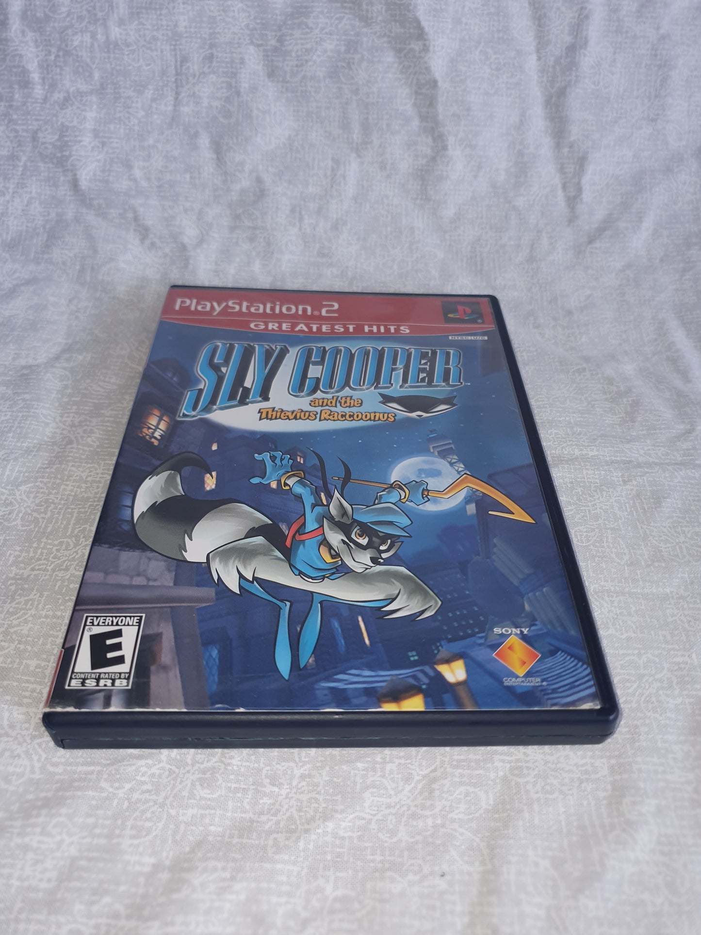 Sly Cooper And The Thievius Raccoonus (Sony PlayStation 2, 2003) Near Mint Clean
