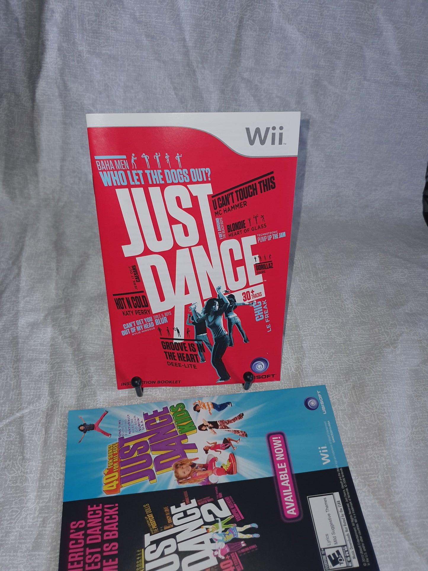 Just Dance (Nintendo Wii, 2009) Complete CIB Clean Videogame Disc Near Mint