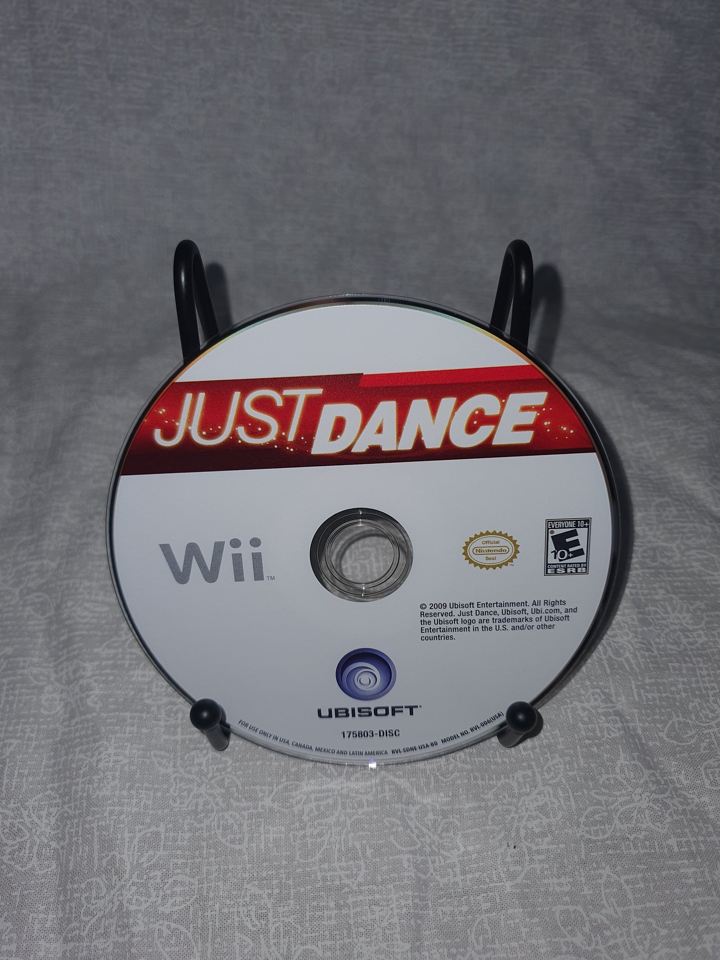Just Dance (Nintendo Wii, 2009) Complete CIB Clean Videogame Disc Near Mint