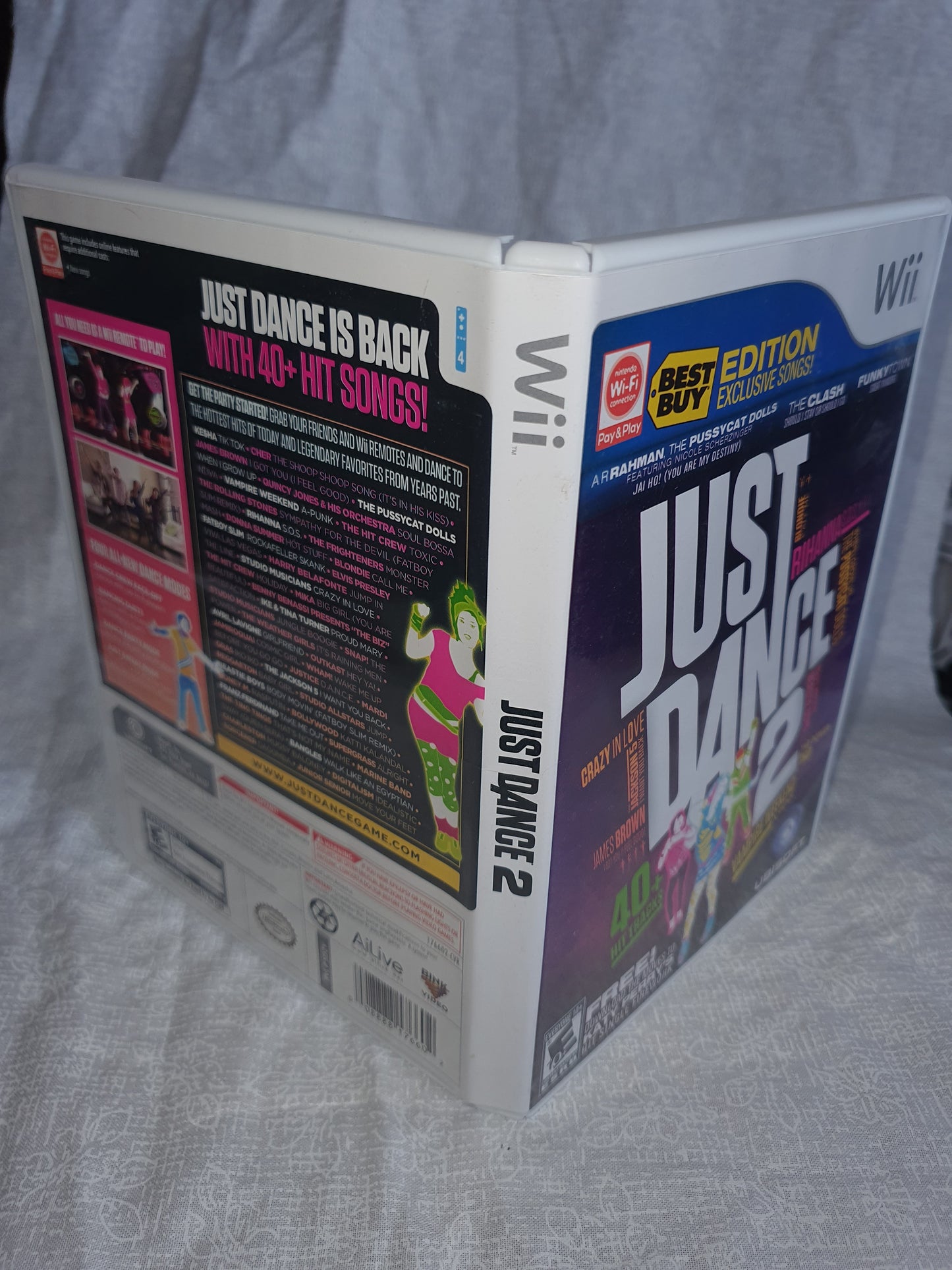 Just Dance 2 Best Buy Edition (Nintendo Wii, 2010) Complete Near Mint Clean