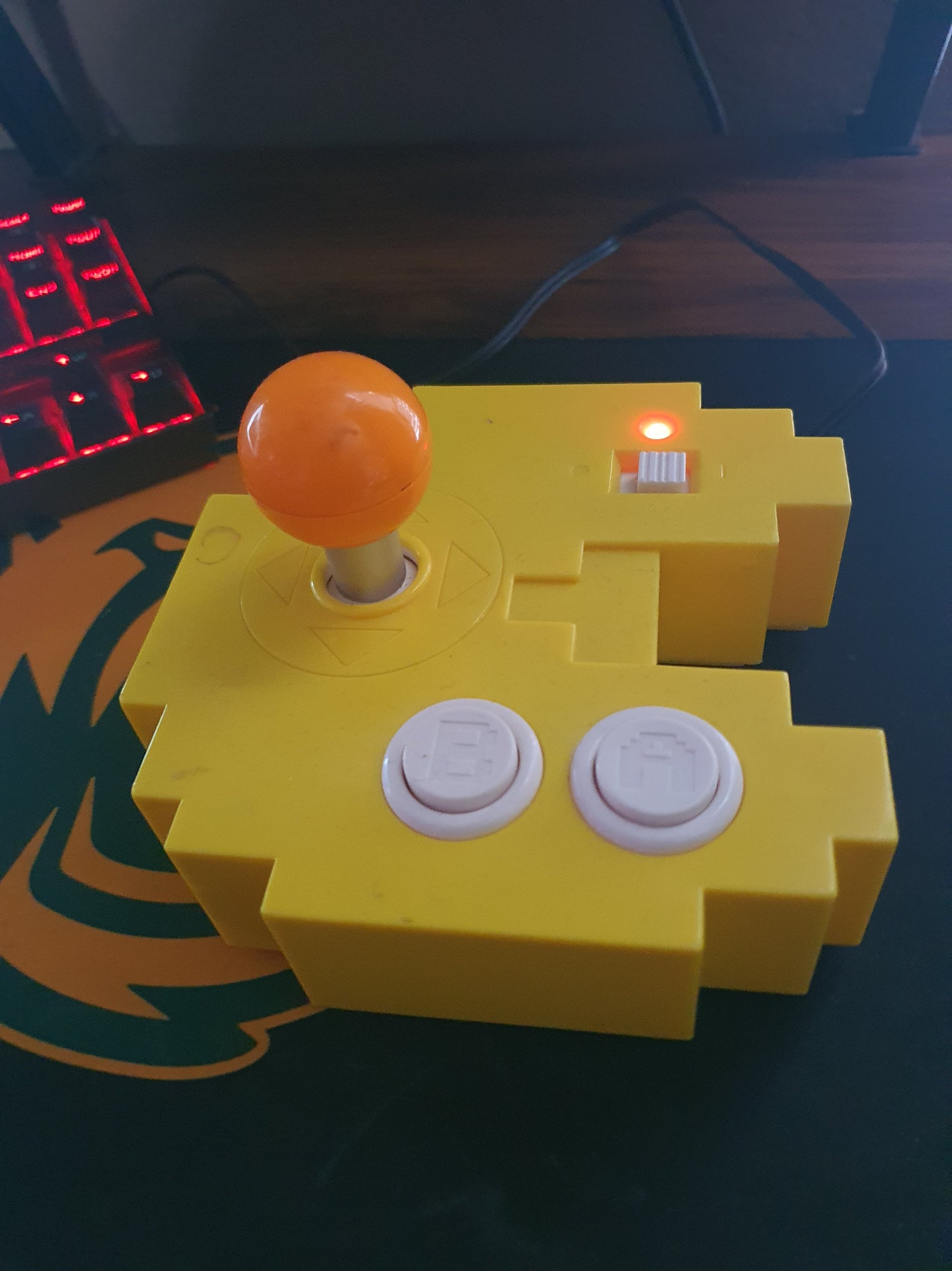 Bandai Namco Pac-Man 35th Anniversary 10-in-1 2012 Plug N' & Play TV Game System
