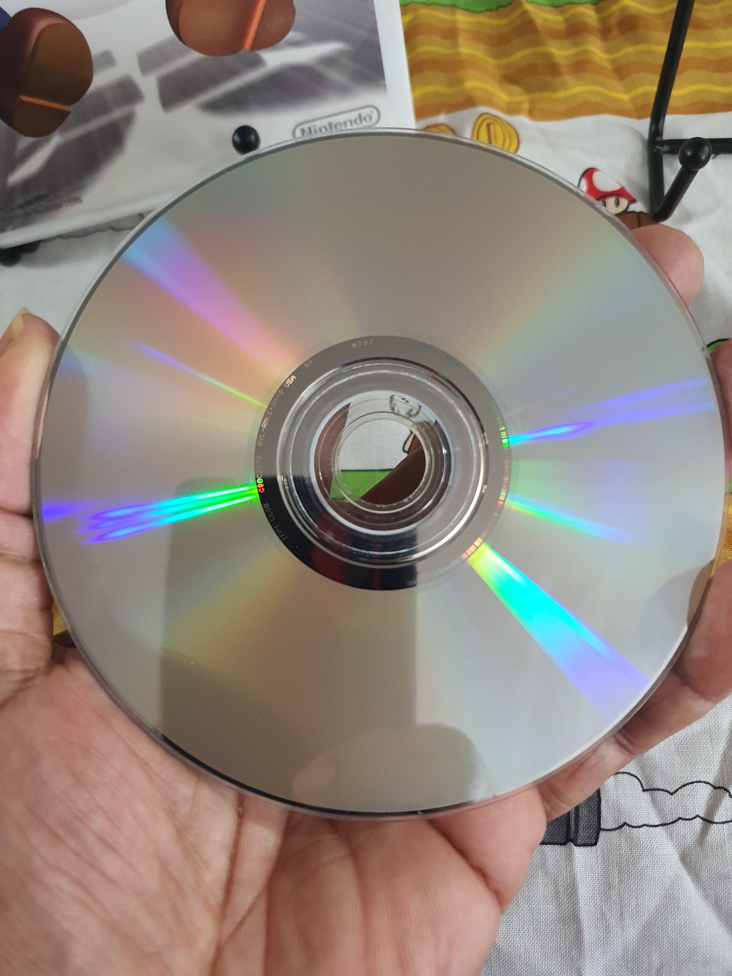 Mario Kart Bundled Wheel (Nintendo Wii, 2008) Game Disc Near Mint RVL-RMCE-USA