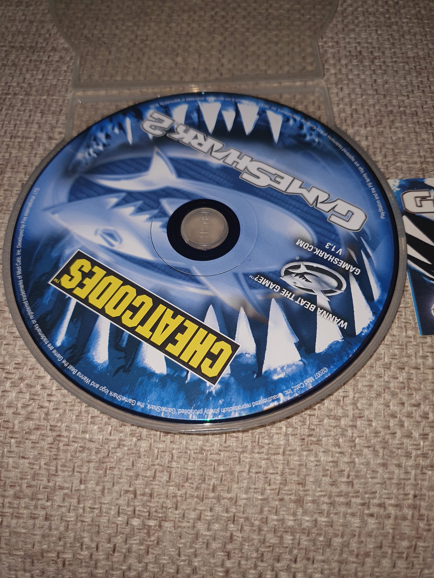 Gameshark 2 V 1.3 Cheat Codes 2007 (Sony PlayStation 2, PS2) Disc Only