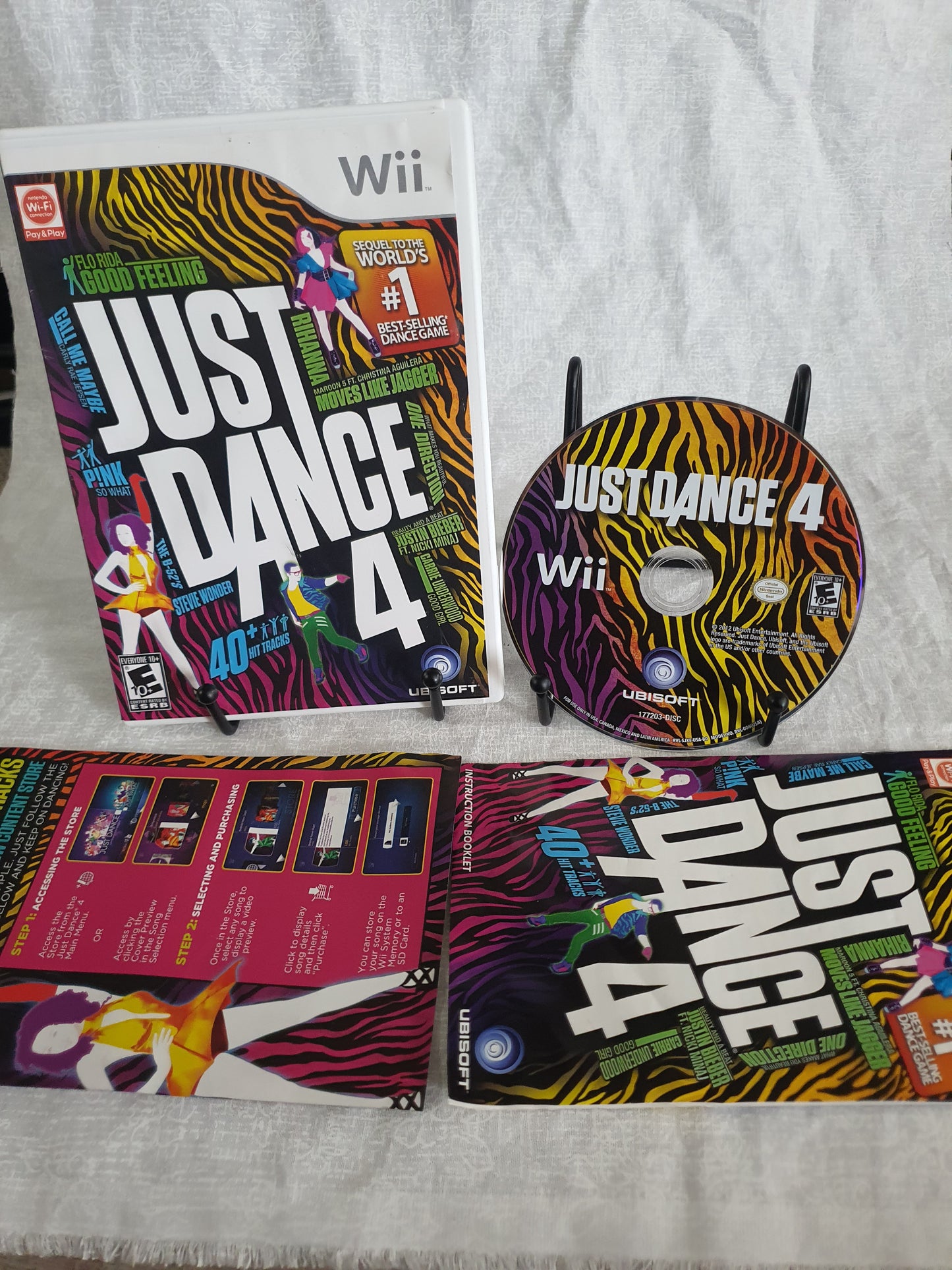 Just Dance 4 (CIB, Nintendo Wii, 2012) Complete Game Disc Near Mint Clean Tested