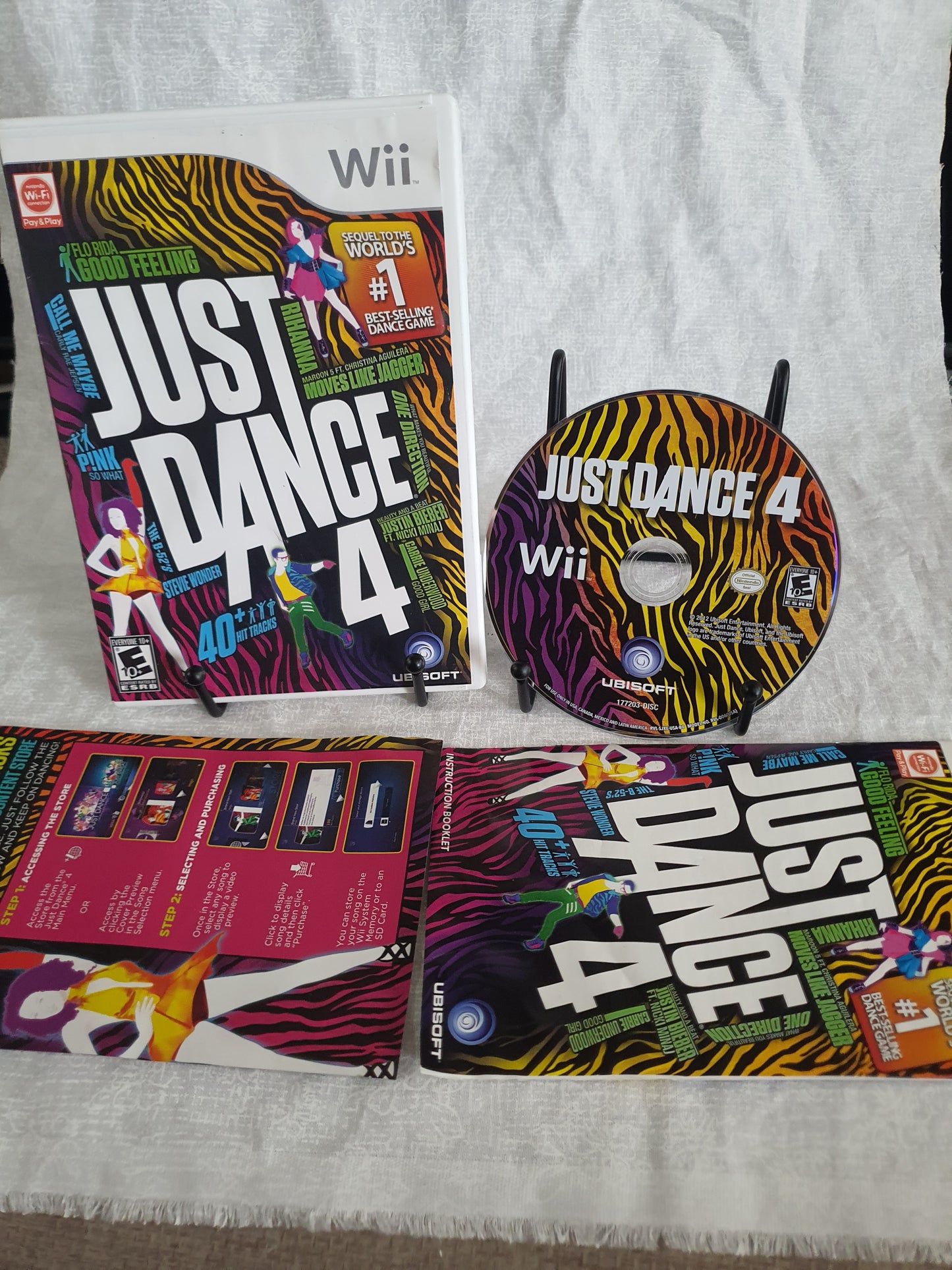Just Dance 4 (CIB, Nintendo Wii, 2012) Complete Game Disc Near Mint Clean Tested