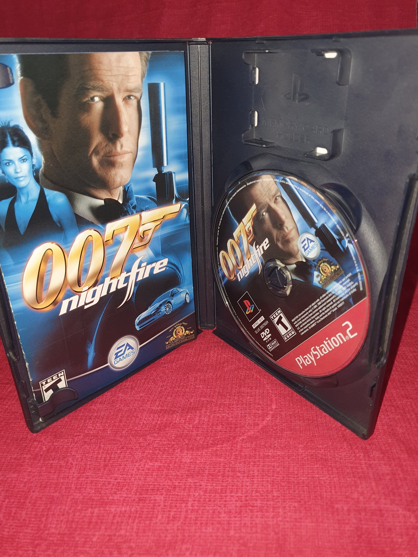 007: NightFire (Sony PlayStation 2, 2002) Complete Registration Card Near Mint