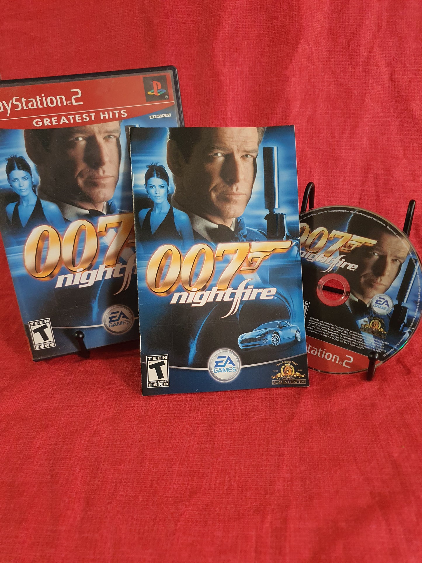007: NightFire (Sony PlayStation 2, 2002) Complete Registration Card Near Mint