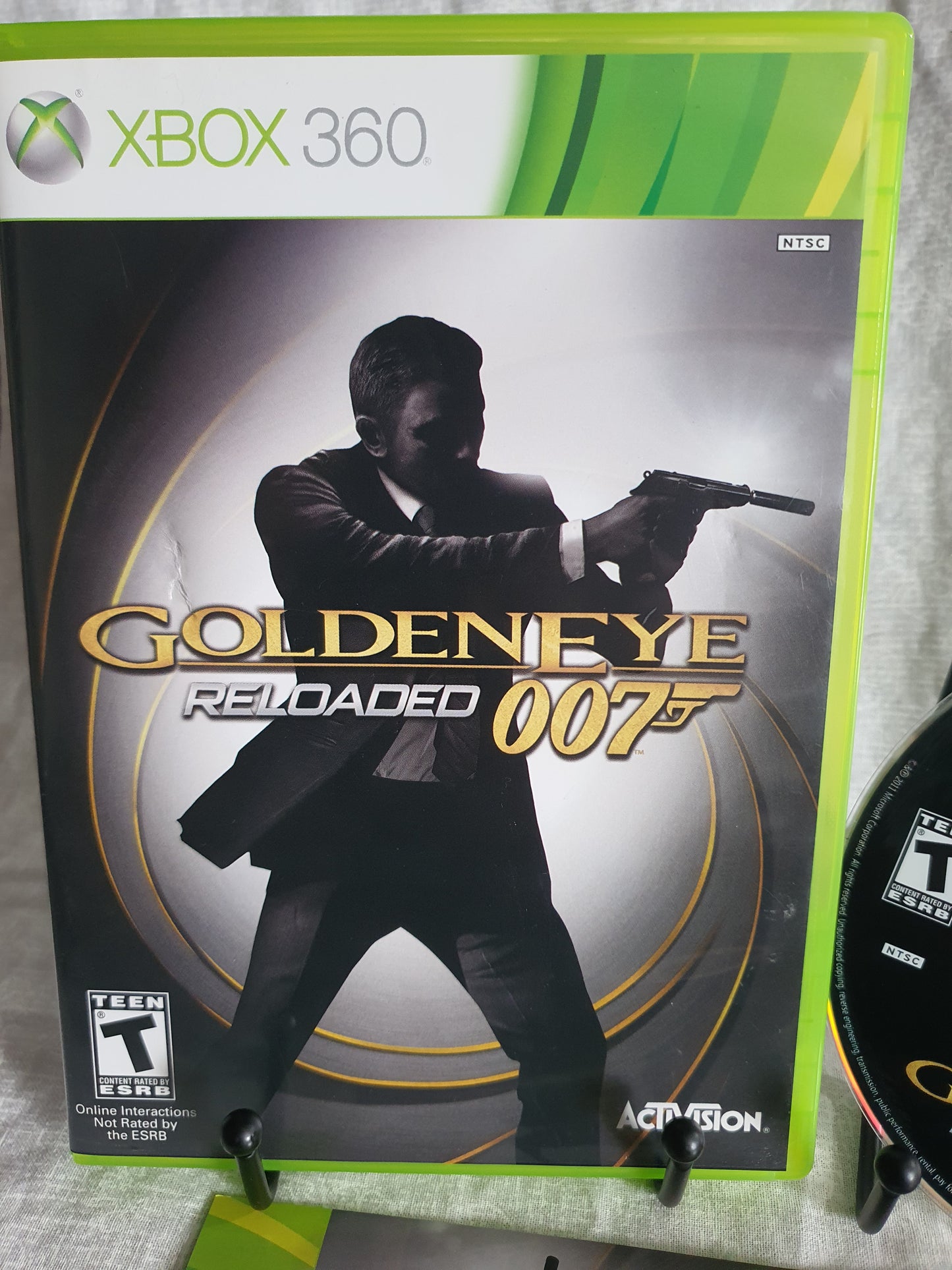 GoldenEye 007: Reloaded (Microsoft Xbox 360, 2011) Complete Videogame Near Mint