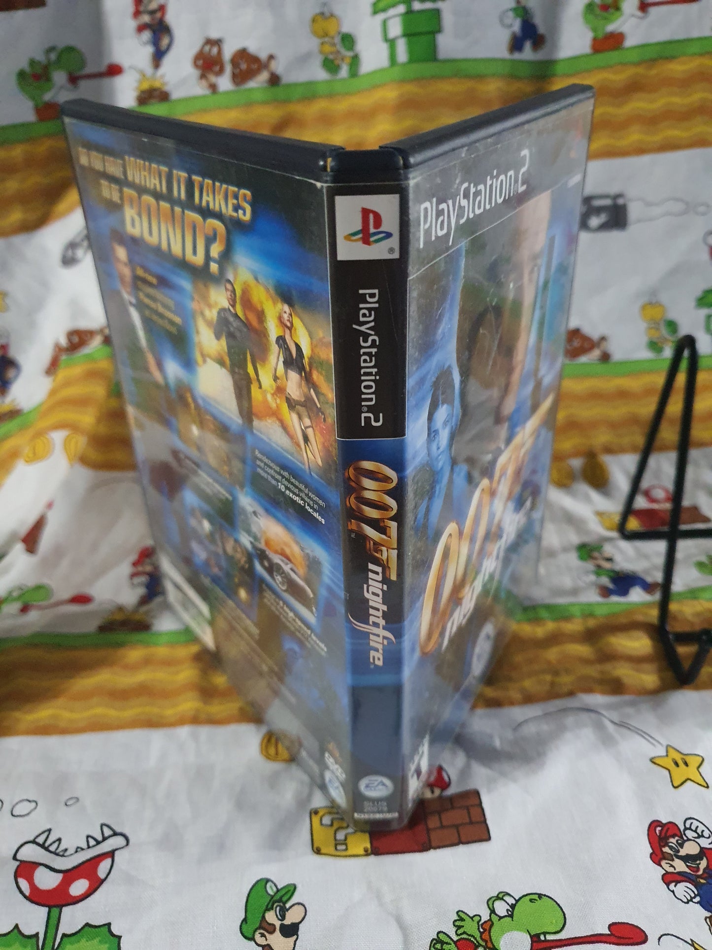007: NightFire (Sony PlayStation 2, 2002) Complete Black Label Game Near Mint