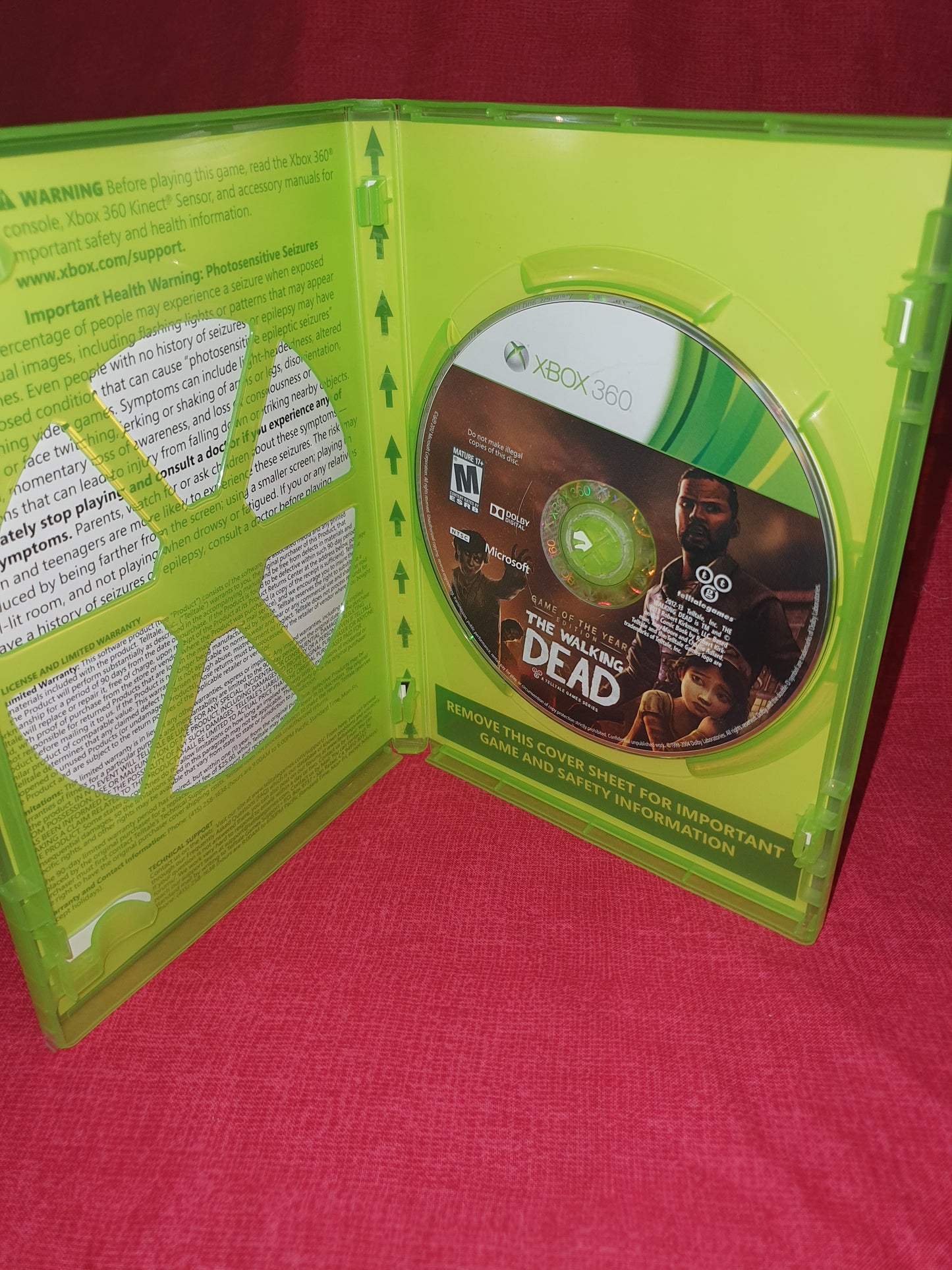 The Walking Dead: Season Two (Xbox 360, 2014) Complete Tested Working Free Ship