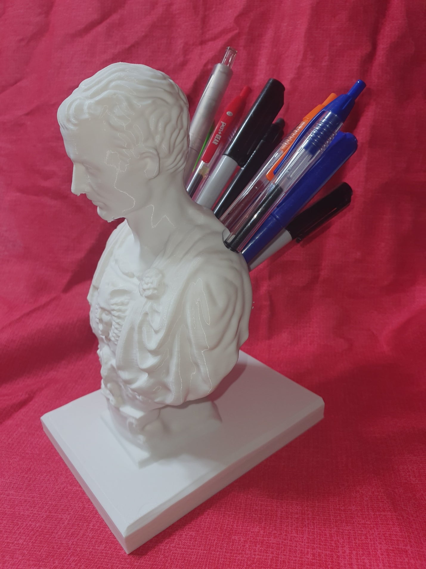 ceasar pen pencil holder