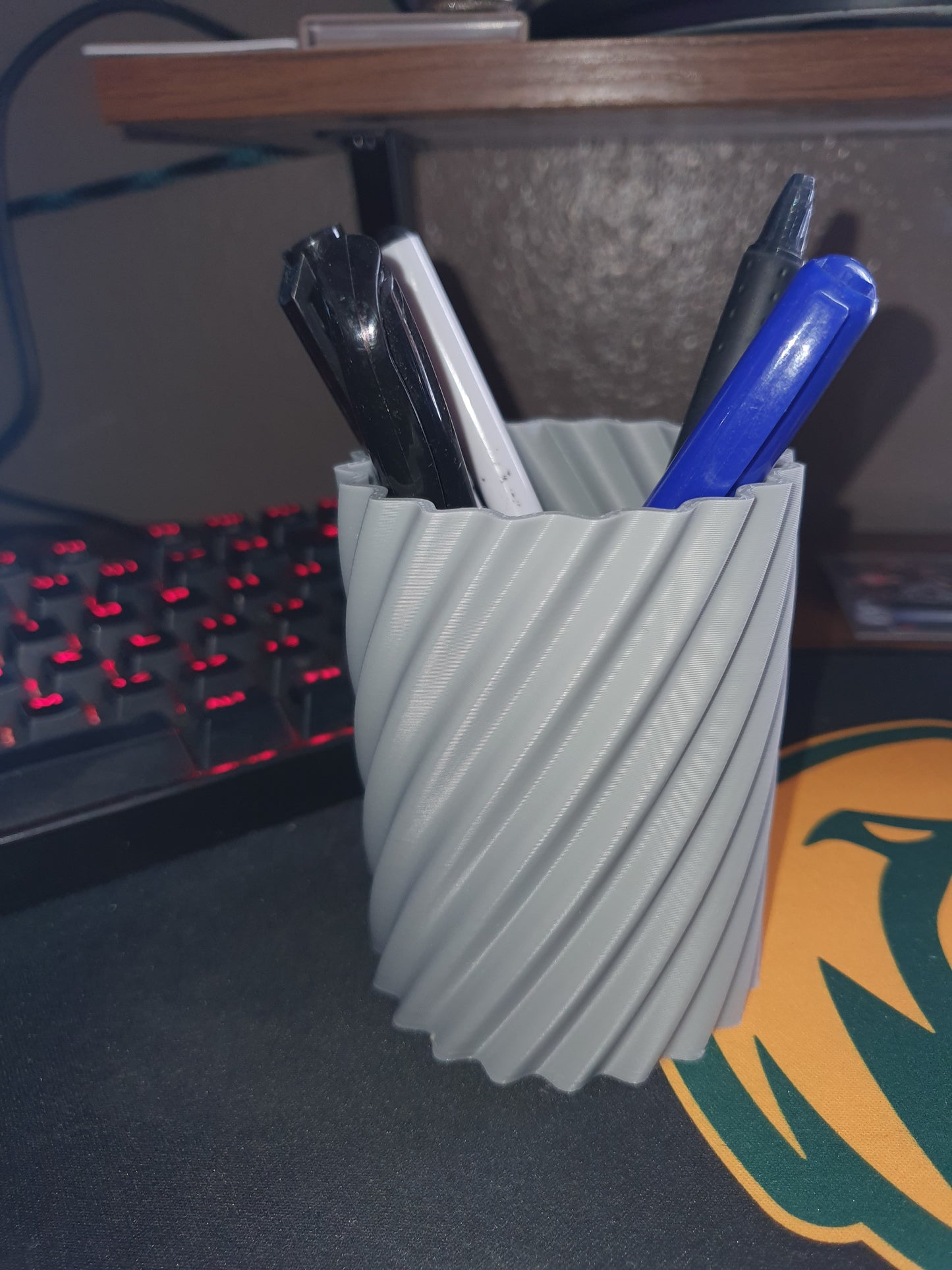 Customizable Spiral Textured Pen Pencil Makeup Brush Tool Holder Desk Table Gift
