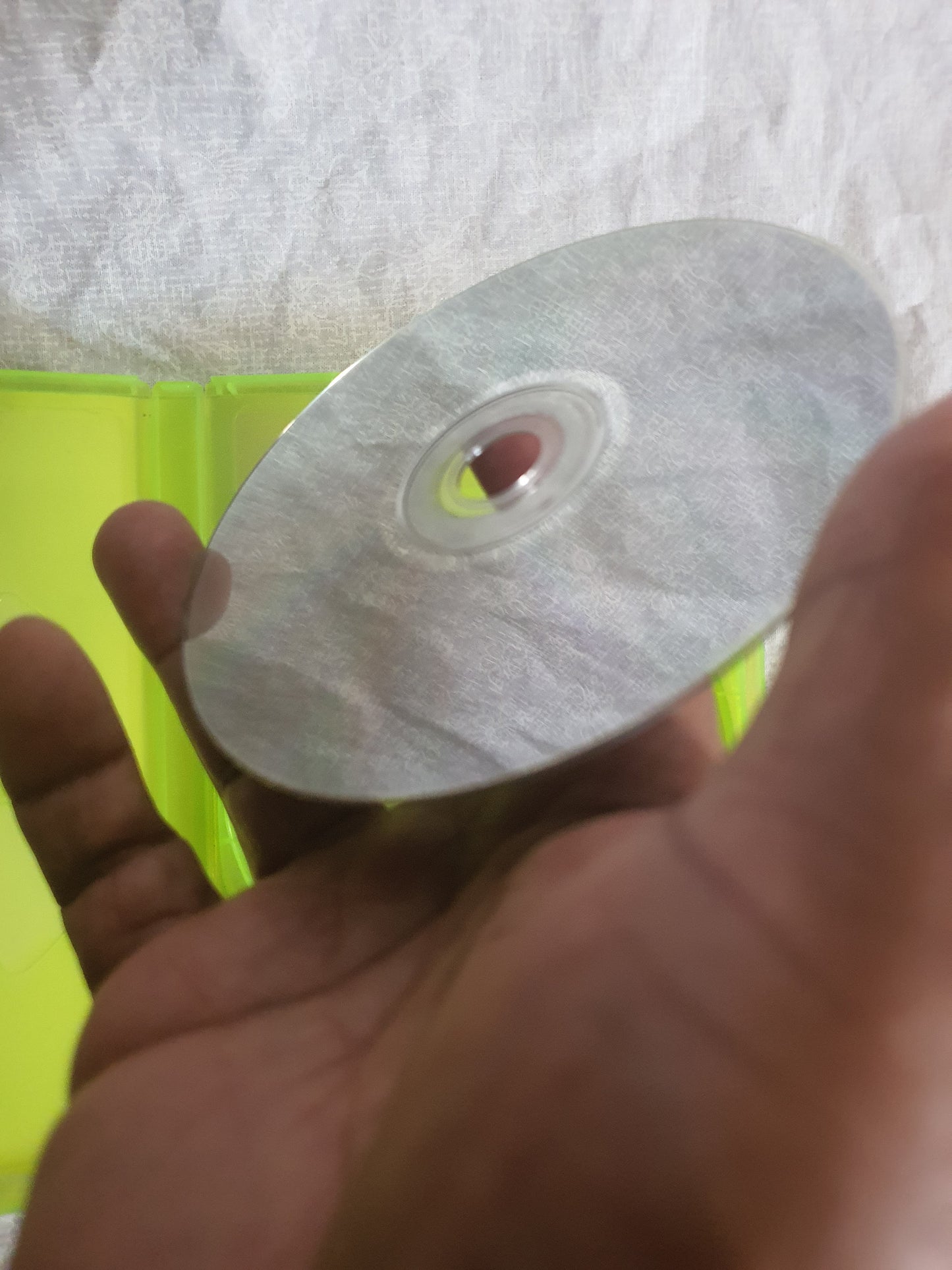 Condemned 2: Bloodshot (Microsoft Xbox 360, 2008) Videogame Disc Very Good