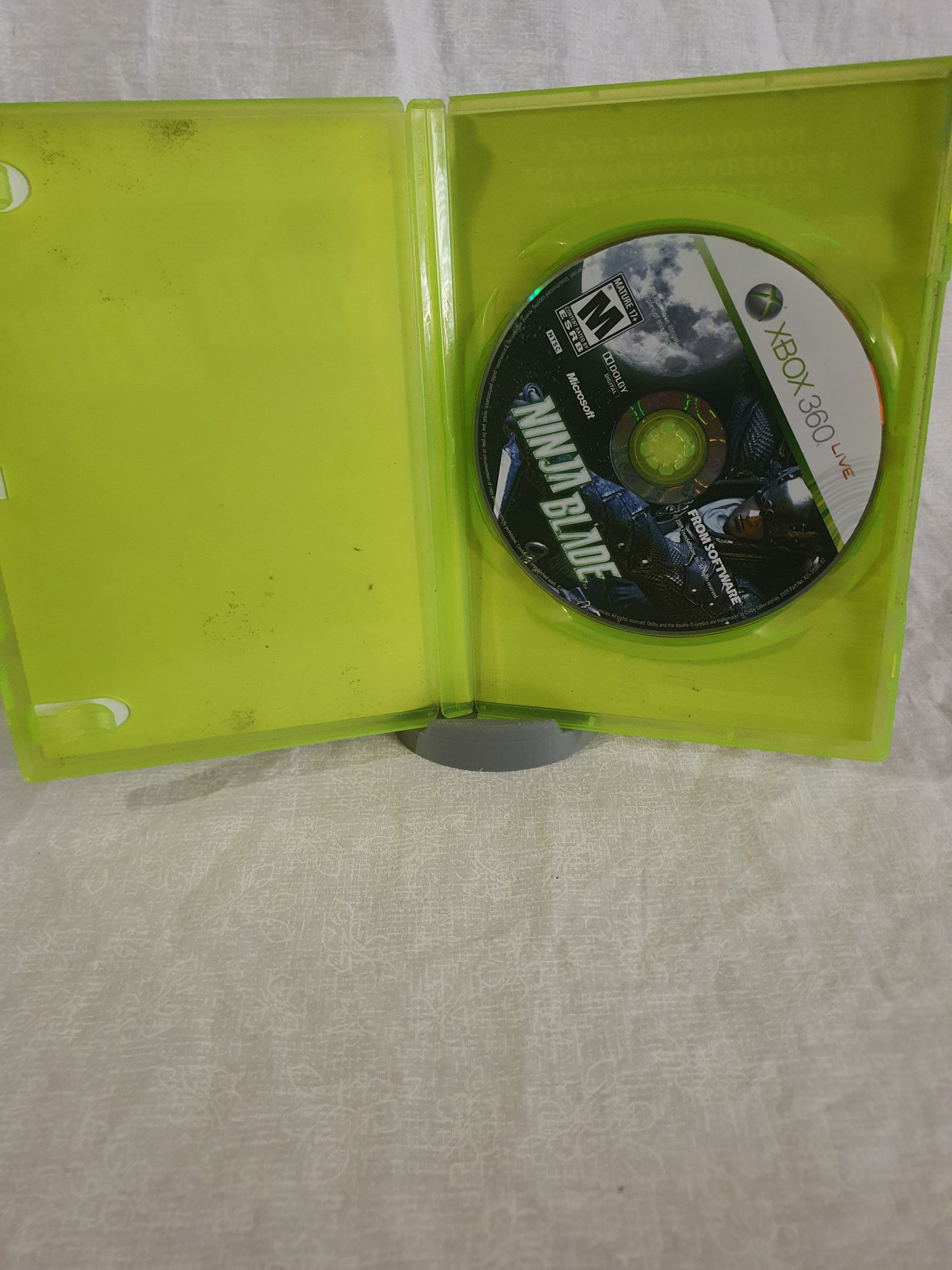 Ninja Blade (Microsoft Xbox 360, 2009) Videogame Disc Very Good Free Shipping