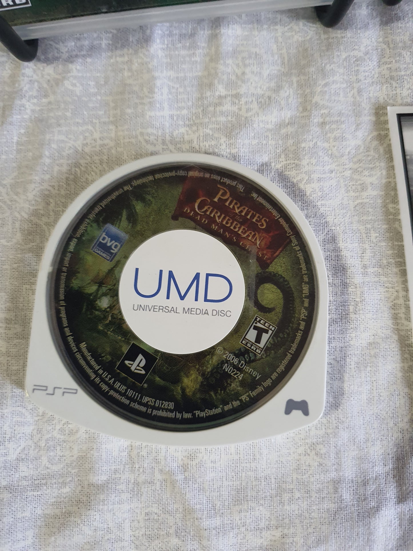 Pirates of the Caribbean Dead Mans Chest Complete PSP Registration Near Mint NM