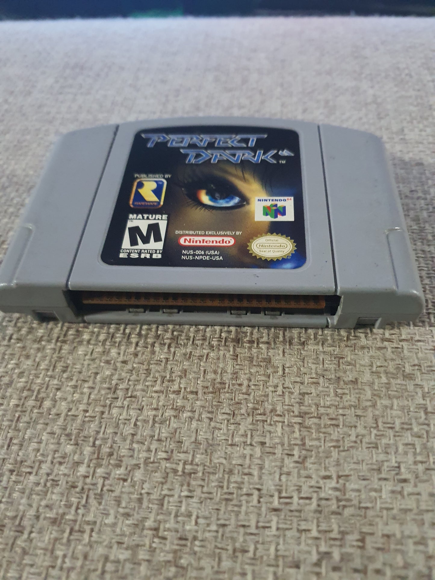 Perfect Dark (Nintendo 64, N64, 2000) Authentic Cartridge NUS-NPDE-USA NUS-006