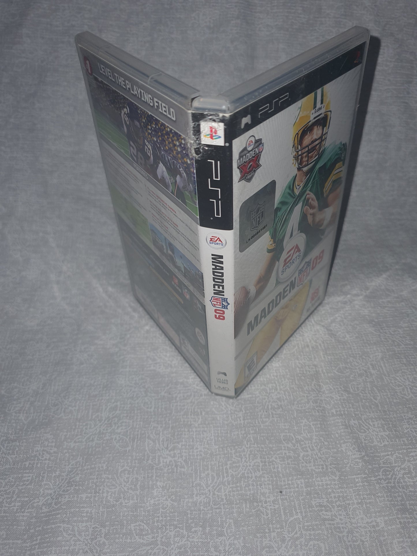 Madden 2009 (Sony PSP, 2008) EA Sports CIB Complete Bret Favre Very Good Tested