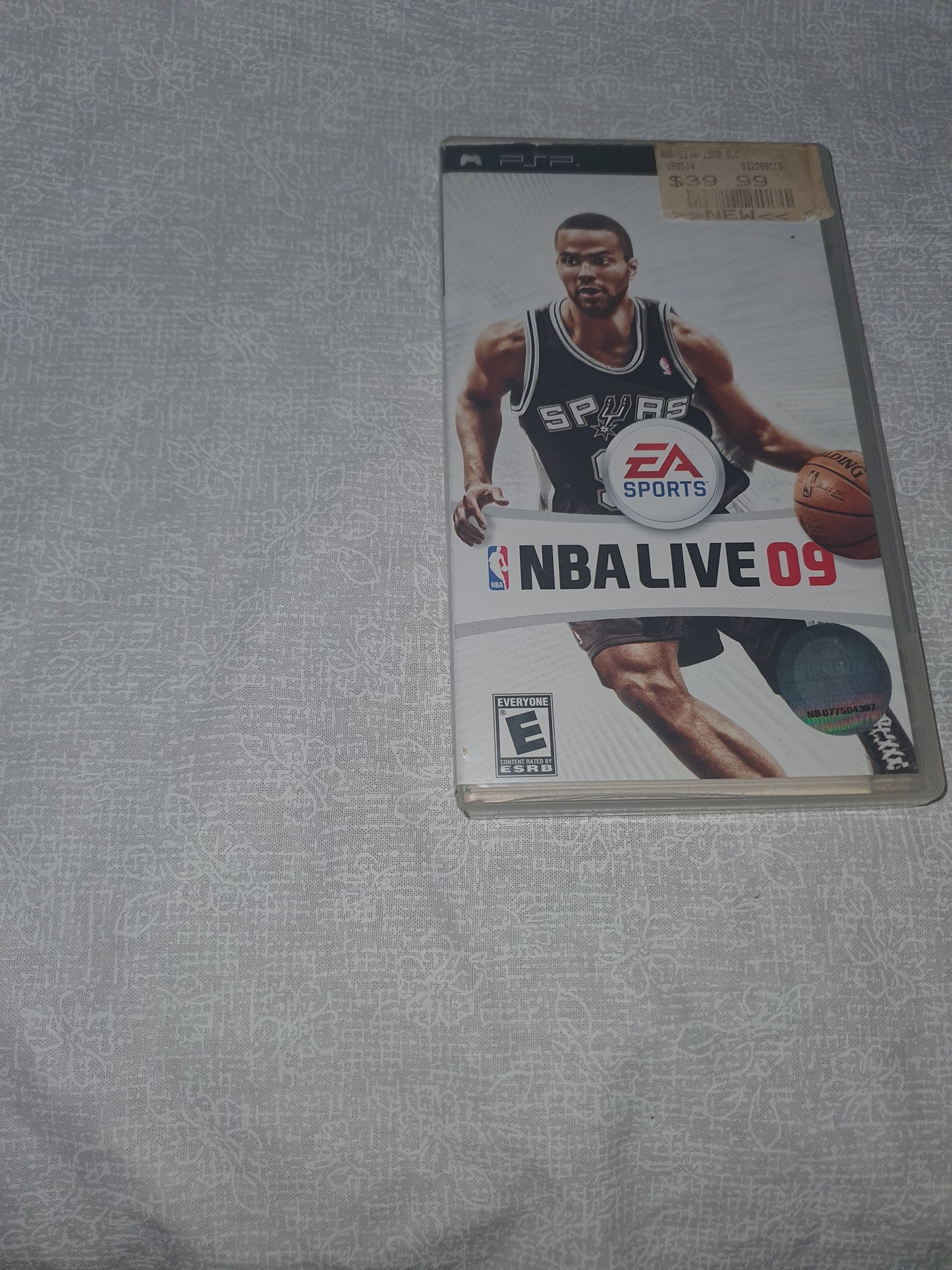 NBA Live 09 (Sony PSP, 2008) Playstation Portable CIB Complete Tony Parker VG