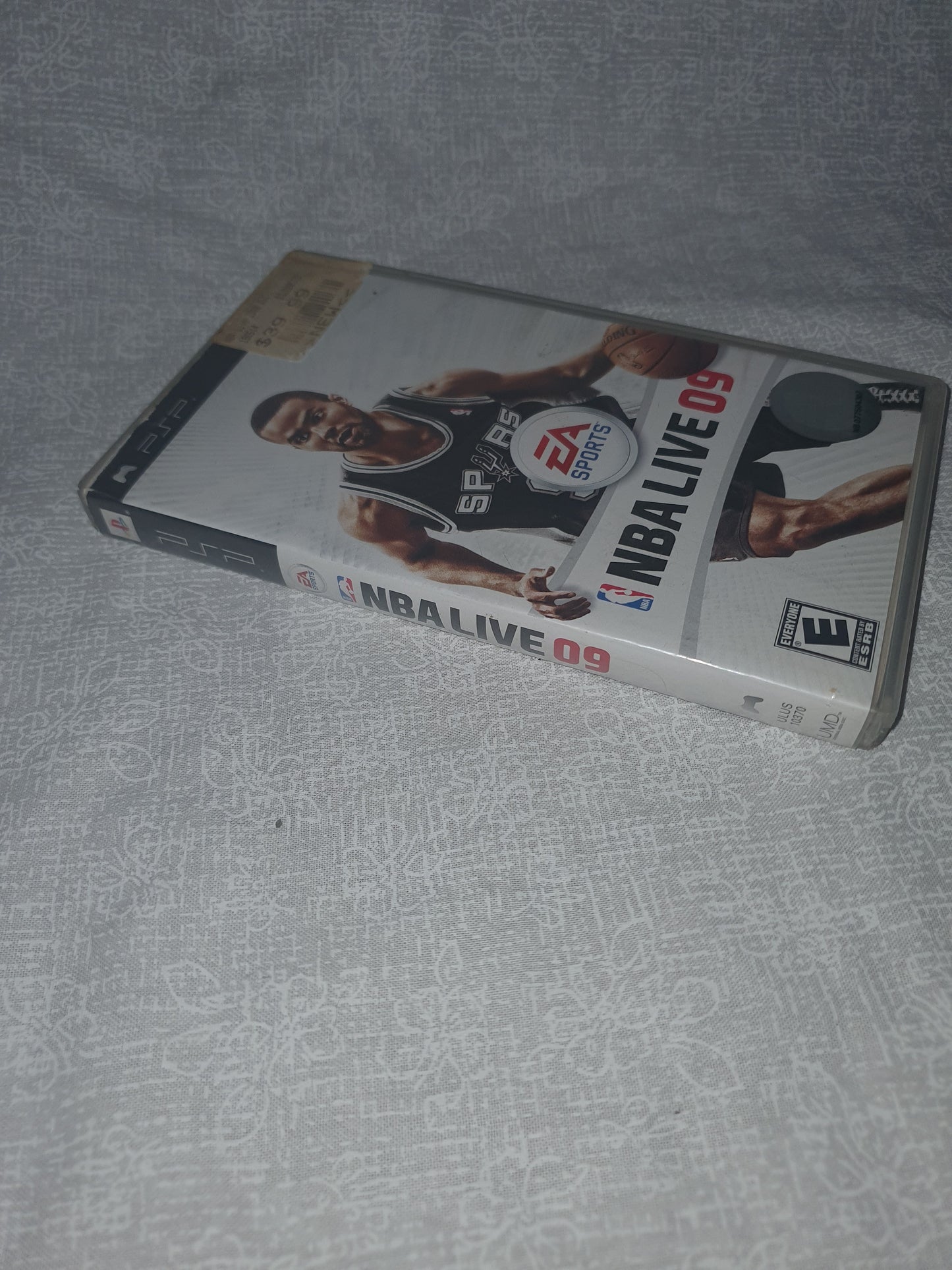 NBA Live 09 (Sony PSP, 2008) Playstation Portable CIB Complete Tony Parker VG