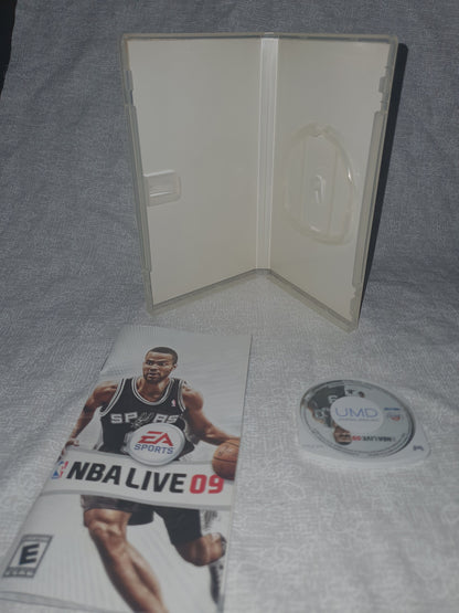 NBA Live 09 (Sony PSP, 2008) Playstation Portable CIB Complete Tony Parker VG