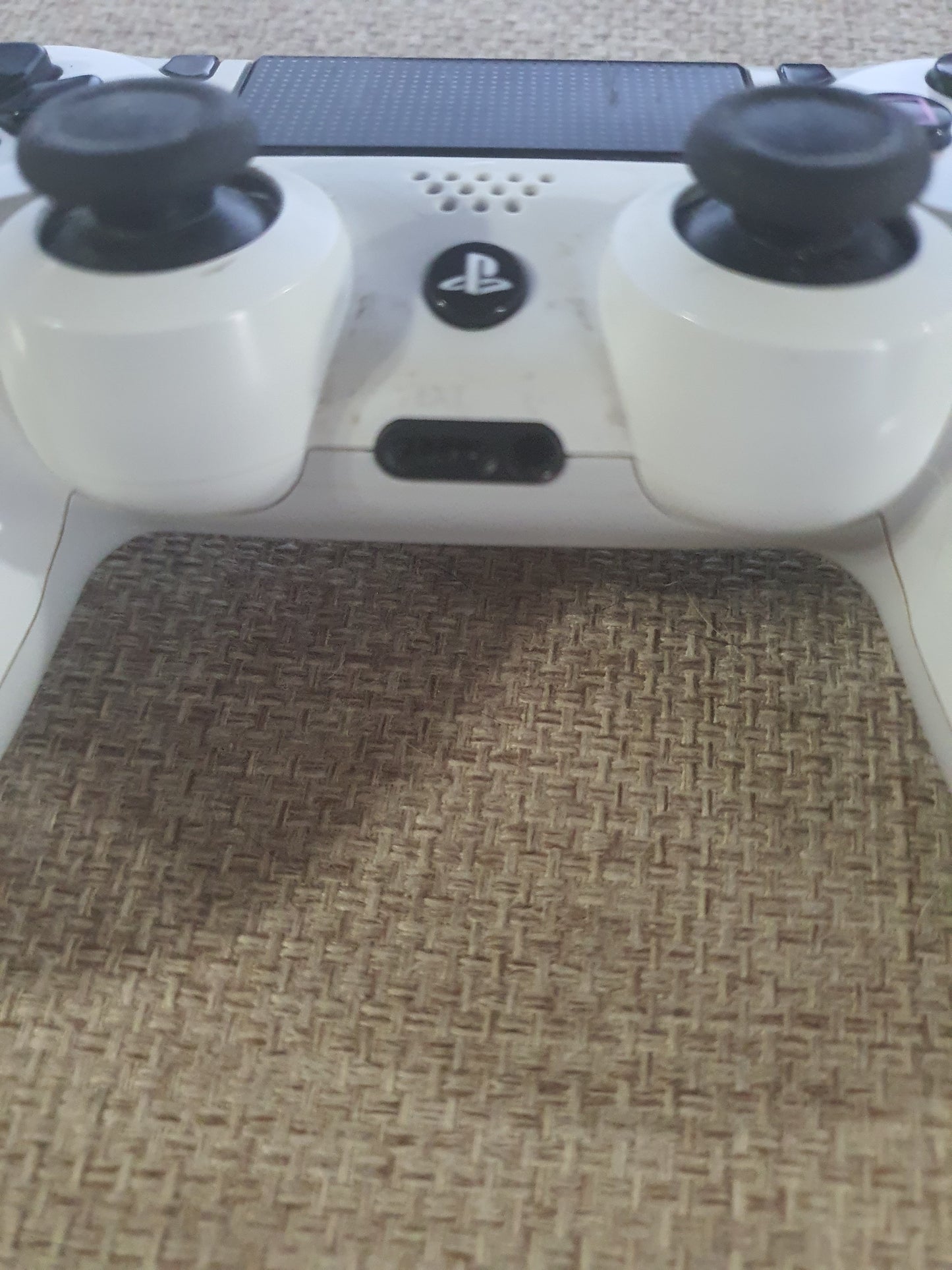 Sony PlayStation 4 PS4 Dualshock 4 Controller White CUH-ZCT2U
