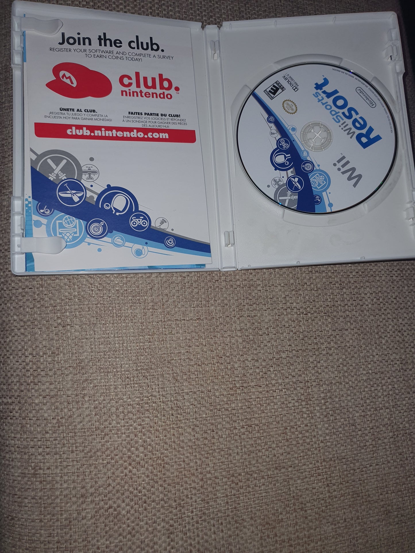 Wii Sports Resort (Nintendo Wii, 2009) Complete Clean Very Good RVL-P-RZTE-USZ