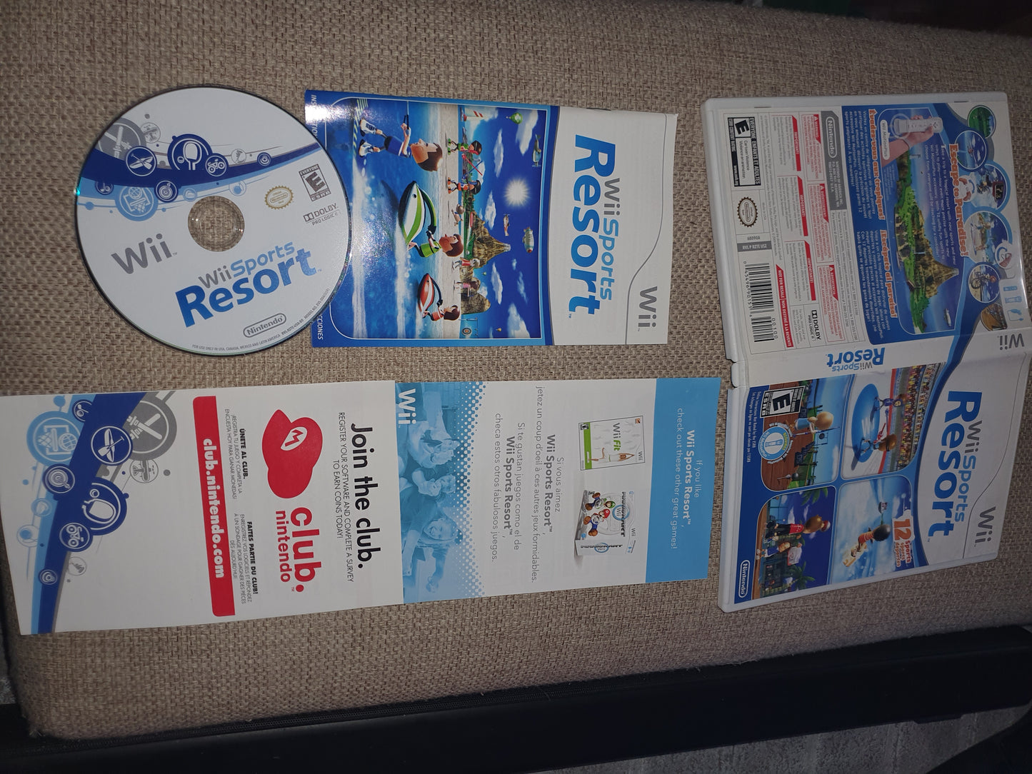 Wii Sports Resort (Nintendo Wii, 2009) Complete Clean Very Good RVL-P-RZTE-USZ