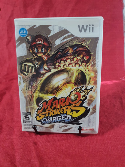Mario Strikers Charged (Nintendo Wii, 2007) Complete CIB RVL-R4QE-USA Inserts