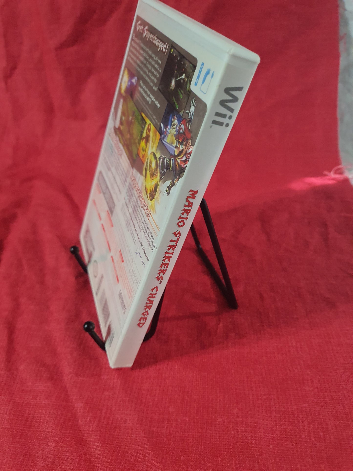 Mario Strikers Charged (Nintendo Wii, 2007) Complete CIB RVL-R4QE-USA Inserts