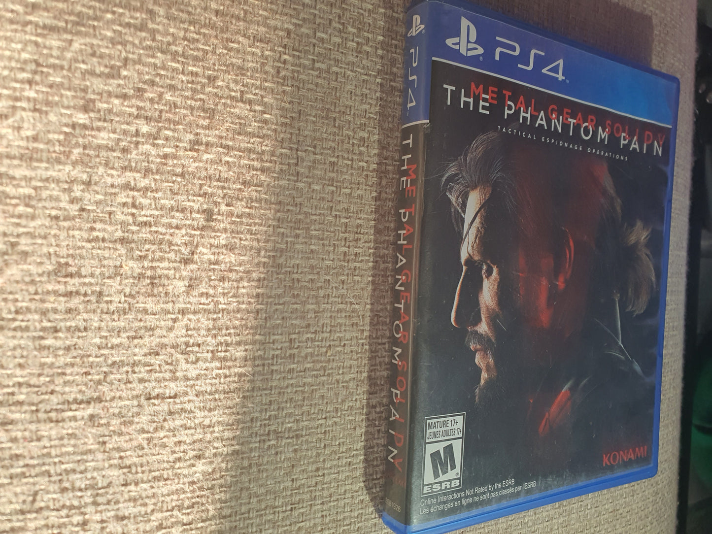 Metal Gear Solid V: The Phantom Pain (Sony PlayStation 4, 2015) Disc Very Good