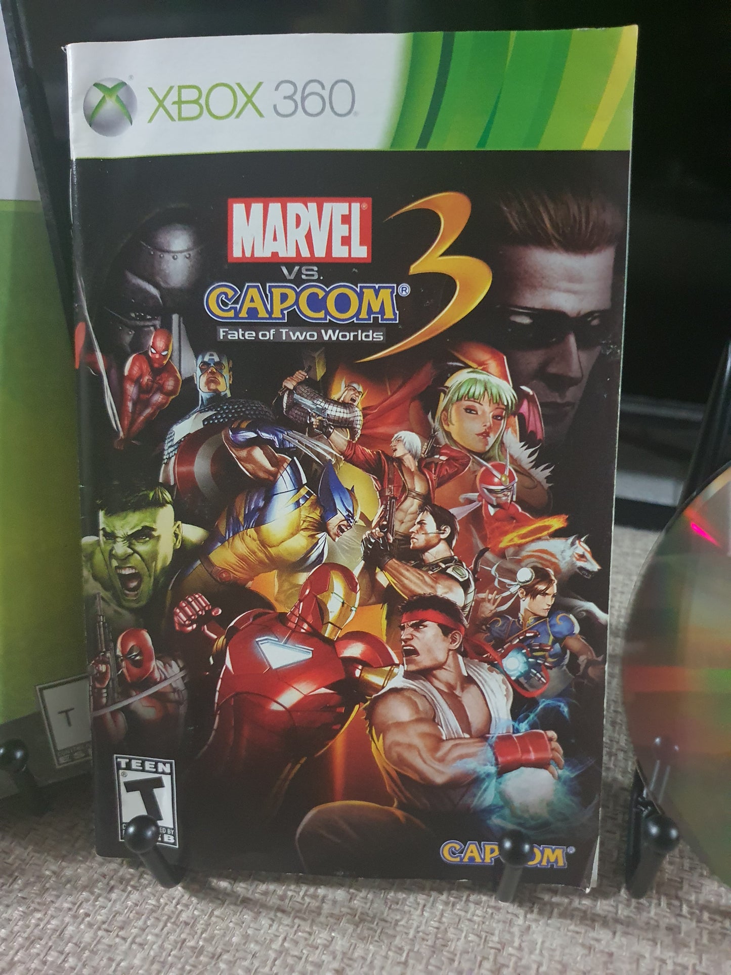 Marvel vs. Capcom 3: Fate of Two Worlds (Microsoft Xbox 360, 2011) Disc Good