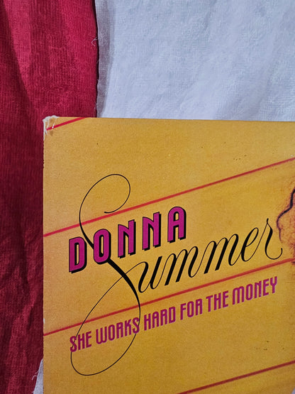 Donna Summer – She Works Hard For The Money (Record, 1983) 812 265-1 M-1 Vinyl