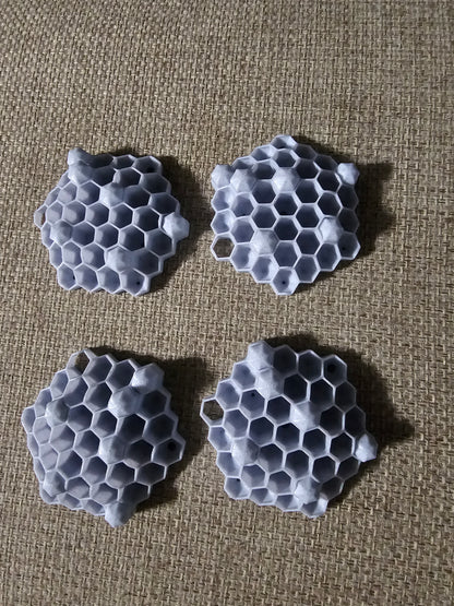 Chemical Free Wasp Nest Decoy Hornet Deterrent Off White Gray Pack of 4