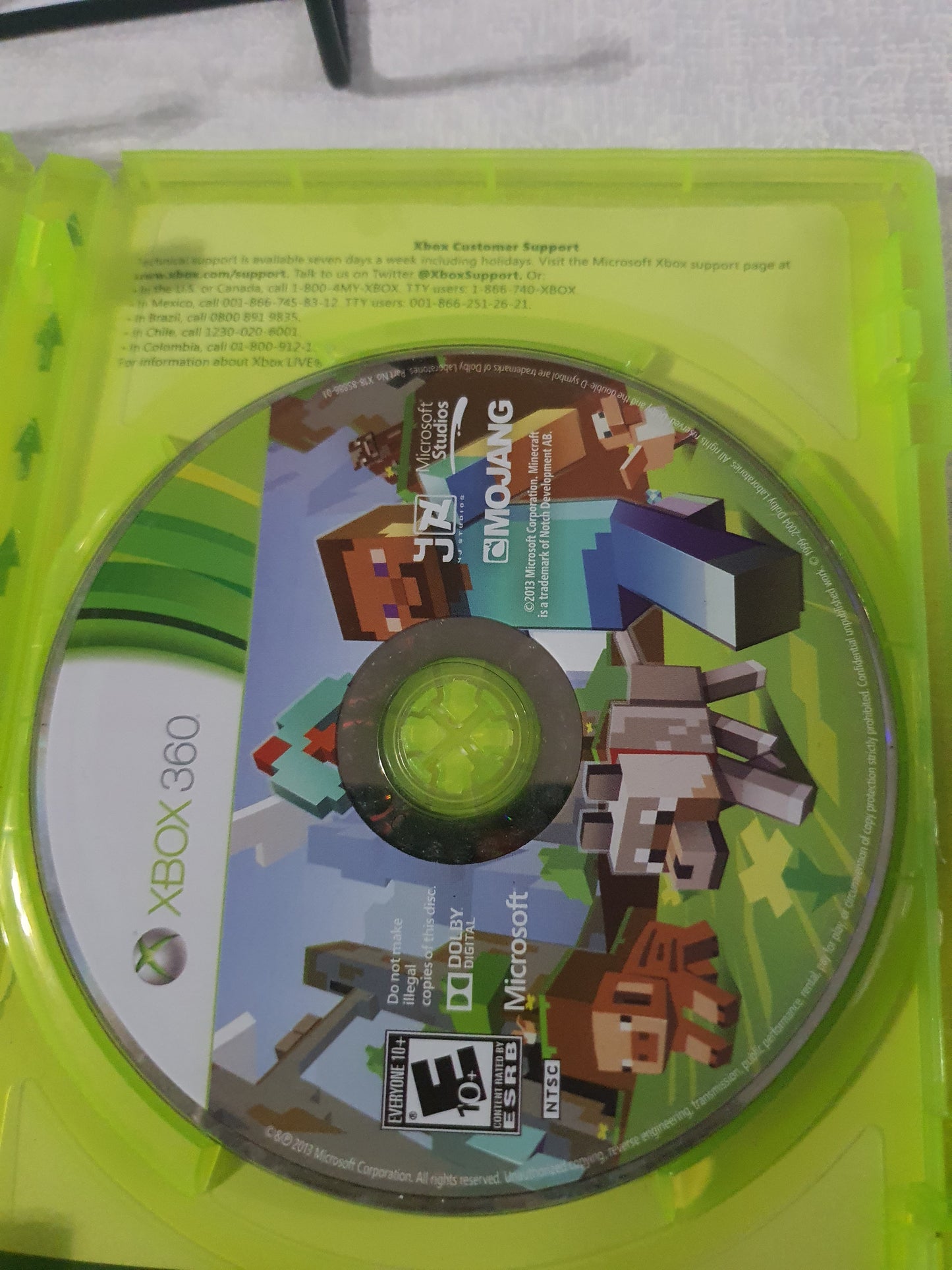 Minecraft Microsoft Xbox 360 2013 Edition Tested Working G2W00002 Complete CIB