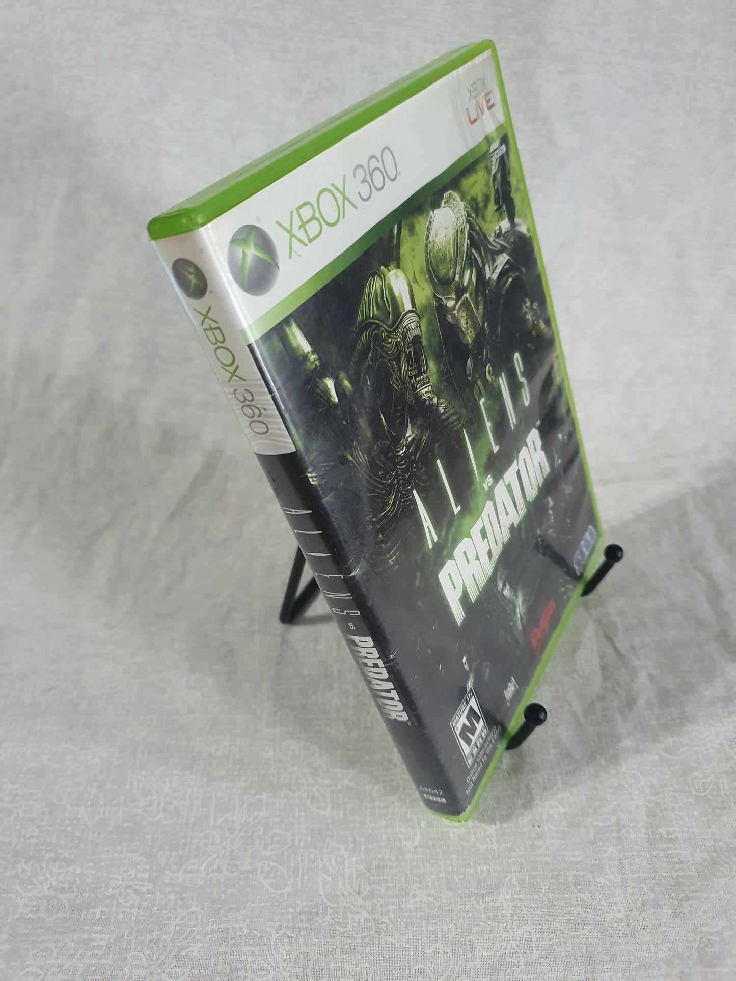 Aliens vs Predator (Microsoft Xbox 360, 2010) Disc Very Good