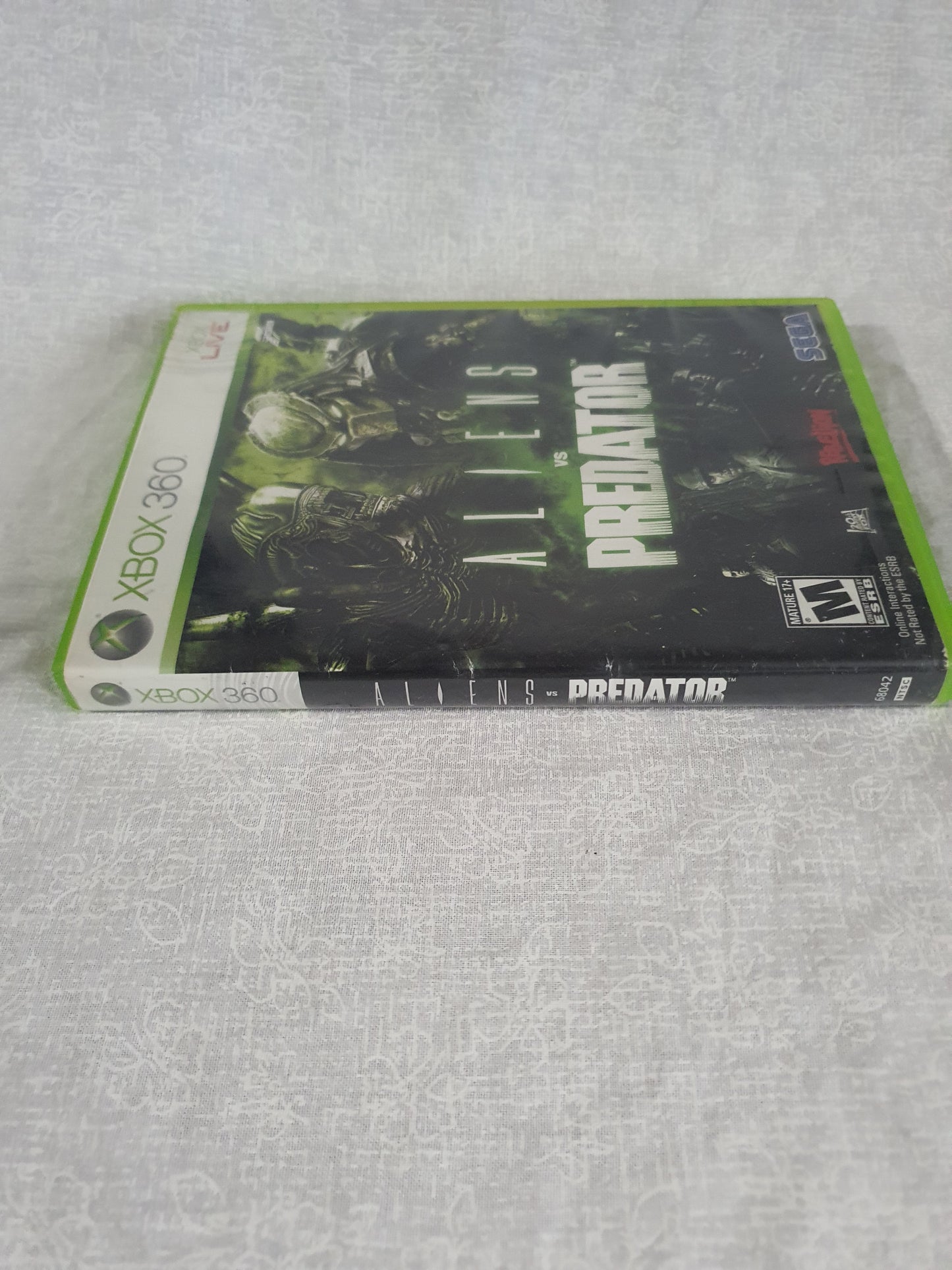 Aliens vs Predator (Microsoft Xbox 360, 2010) Disc Very Good