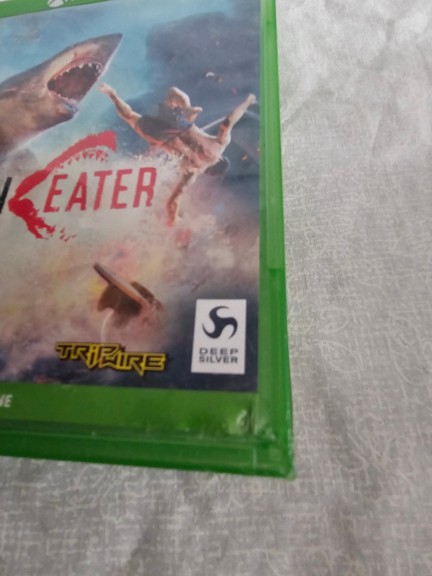 Maneater (Microsoft Xbox One, 2020) Complete CIB Disc Near Mint