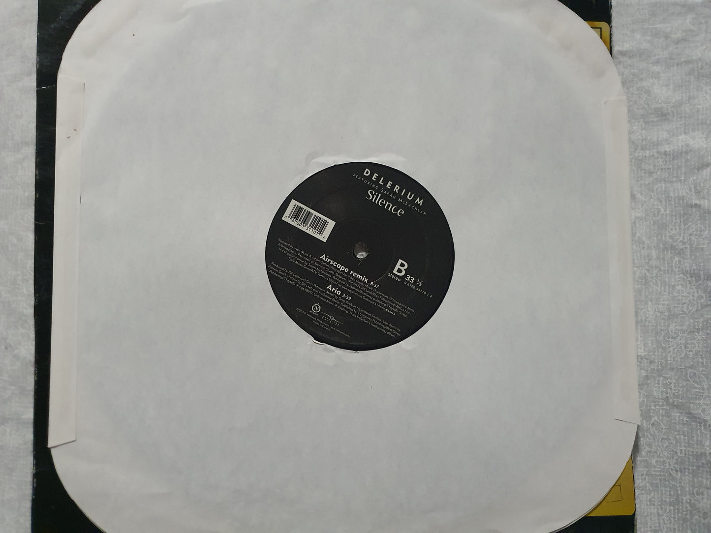 DELERIUM FT. SARAH MCLACHLAN: silence NETTWERK 12" Single 33 RPM VG+/VG+ Aria 067003311014