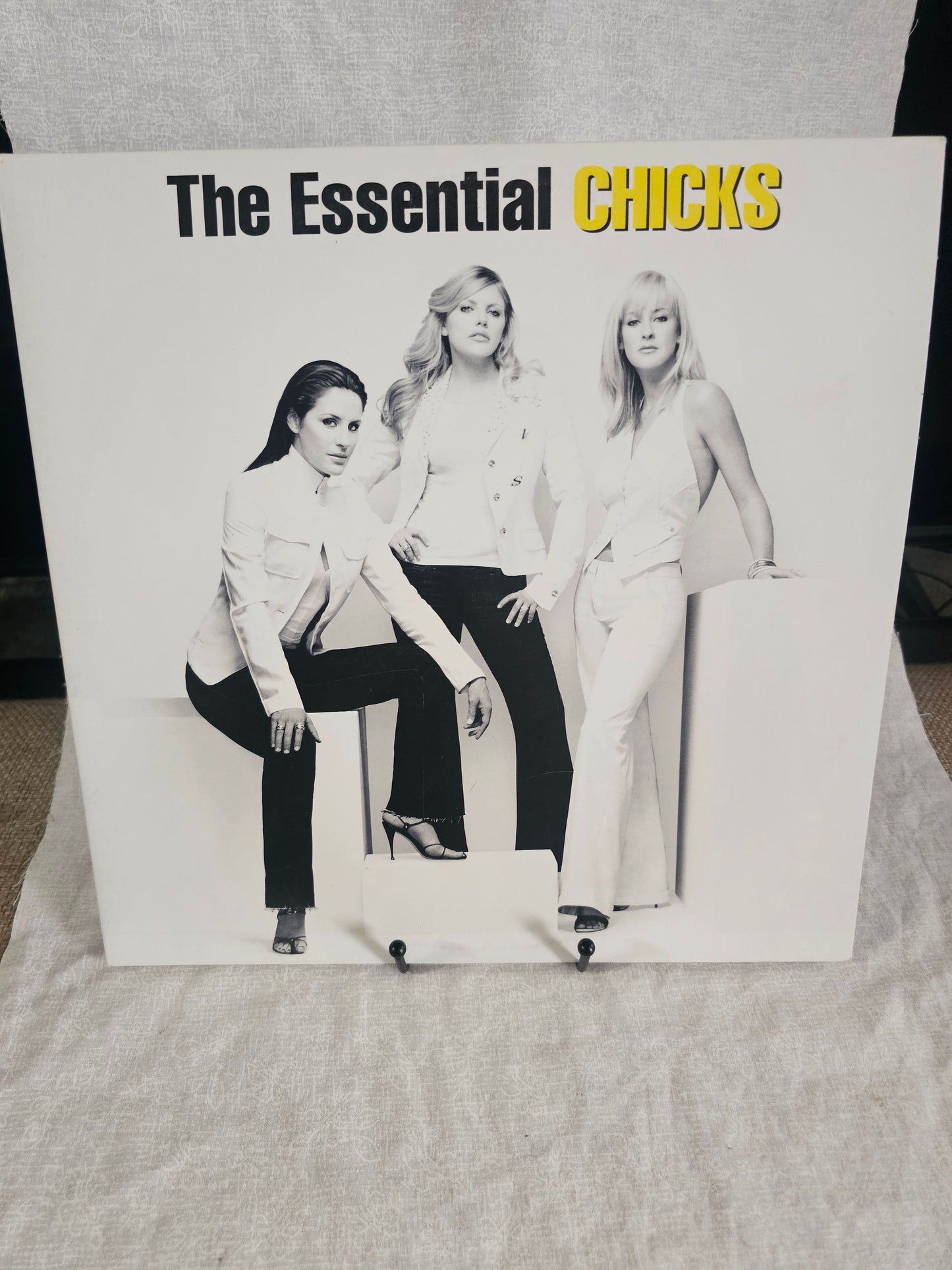 The Chicks Vinyl The Essential Chicks Record Yellow LP 2021 EX/EX 19439804701