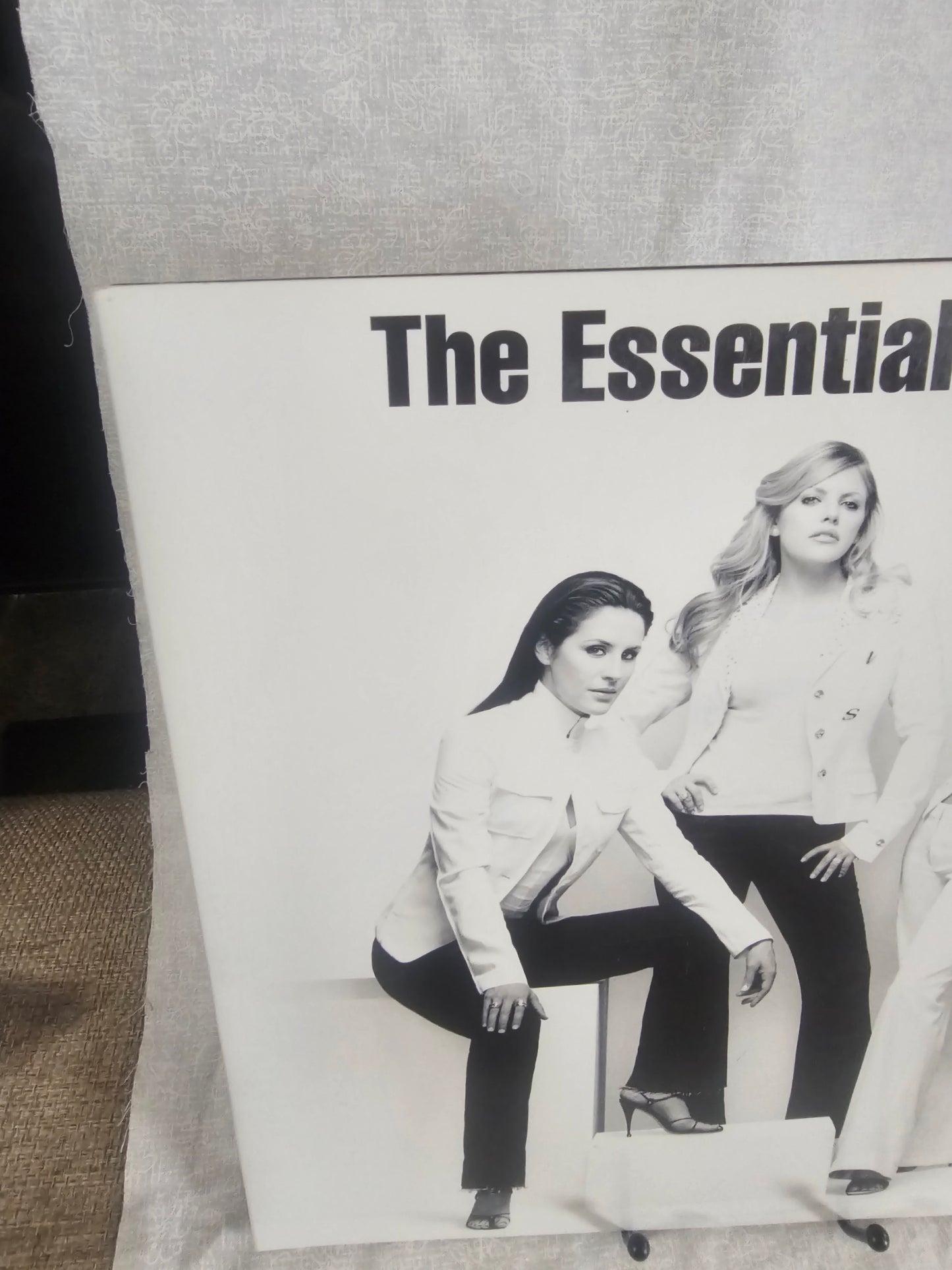 The Chicks Vinyl The Essential Chicks Record Yellow LP 2021 EX/EX 19439804701