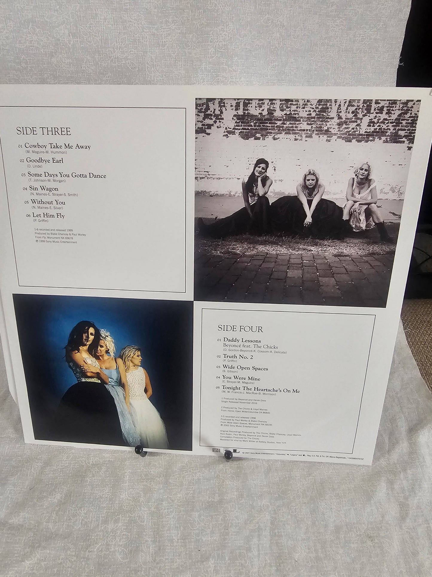 The Chicks Vinyl The Essential Chicks Record Yellow LP 2021 EX/EX 19439804701